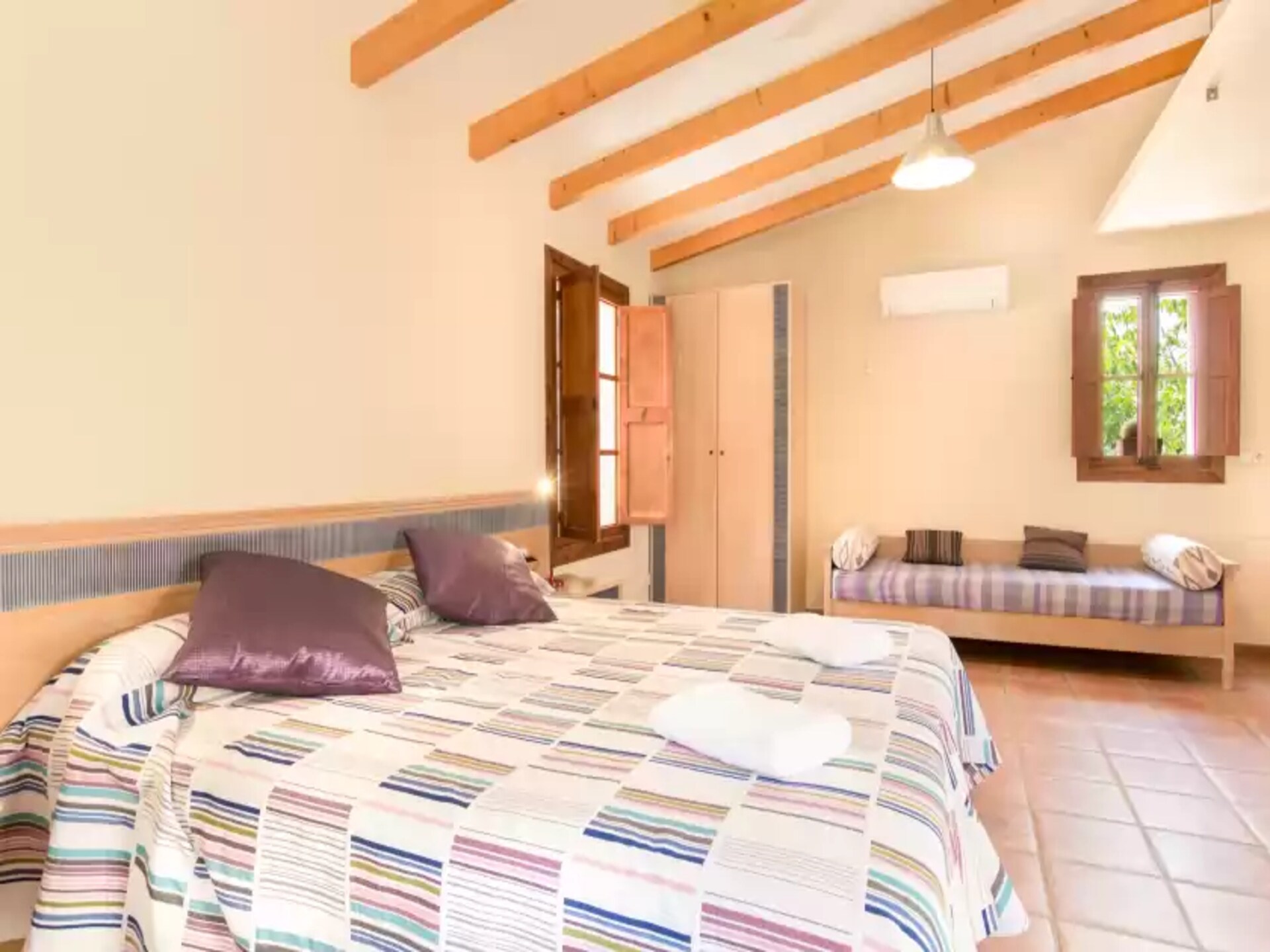 Authentieke villa aan de voet van de Tramuntana met privézwembad en gastenverblijf - foto 18