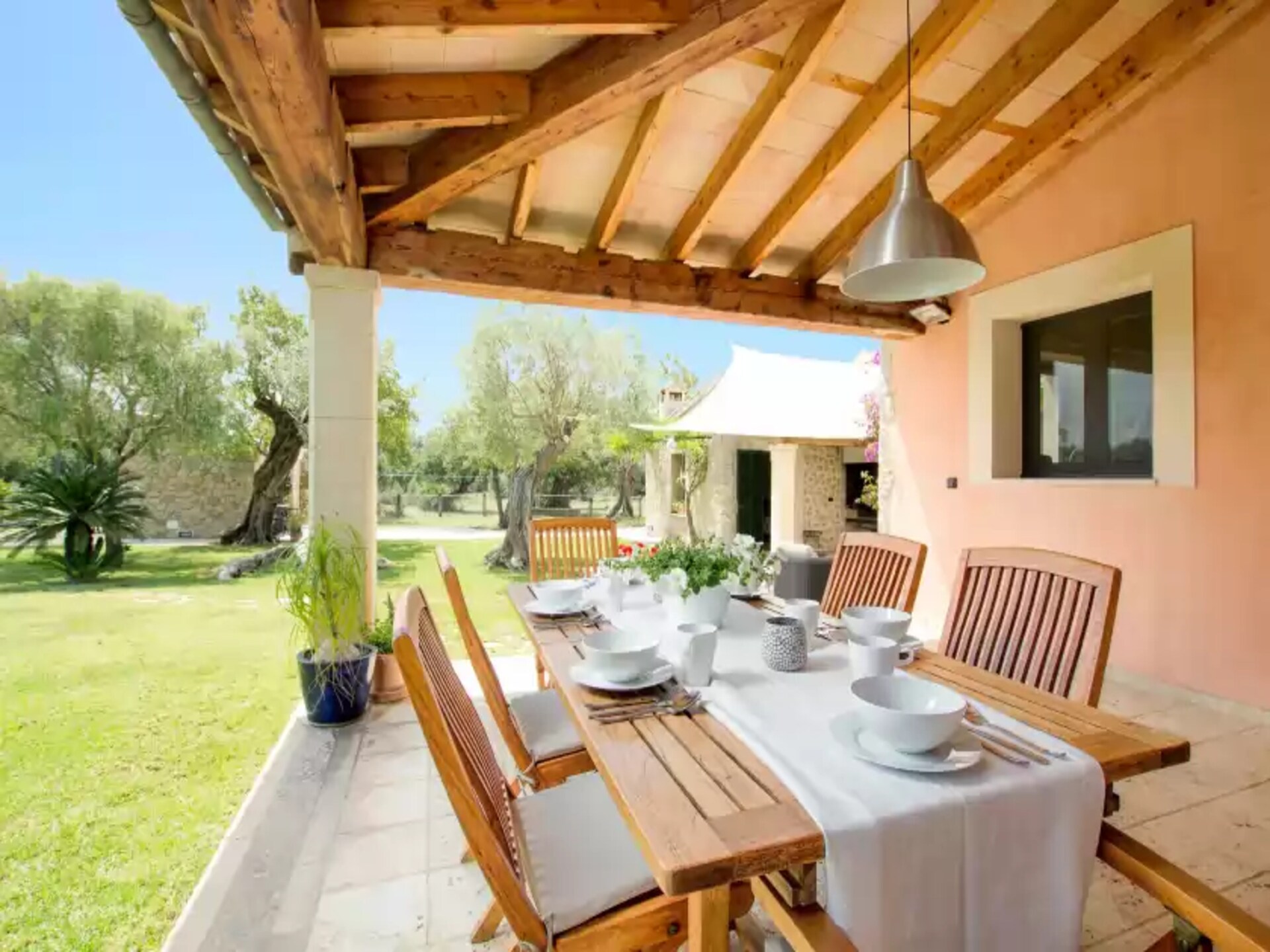 Authentieke villa aan de voet van de Tramuntana met privézwembad en gastenverblijf - foto 5