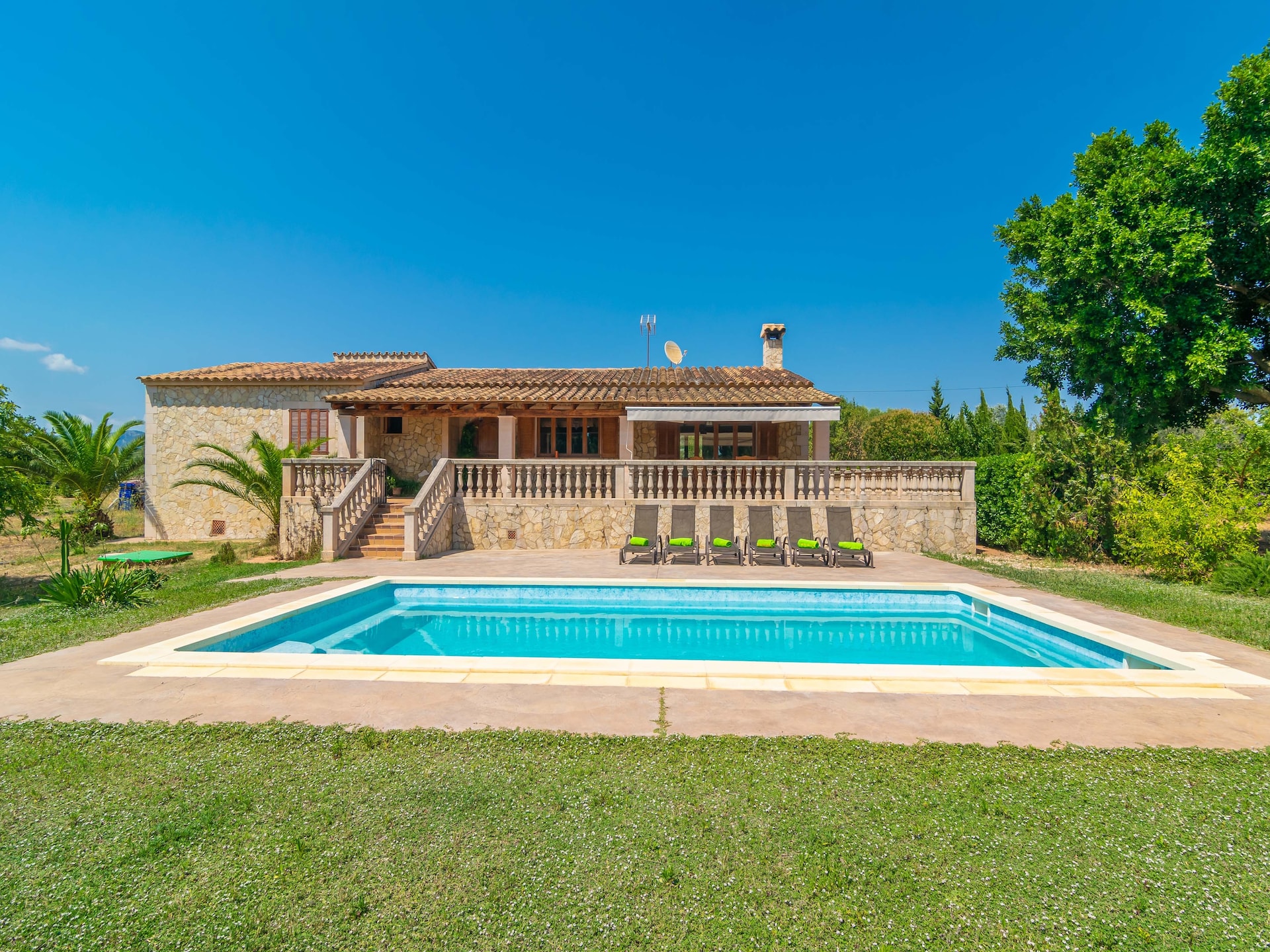 Vrijstaande villa met privézwembad aan golfbaan bij Palma de Mallorca - foto 3