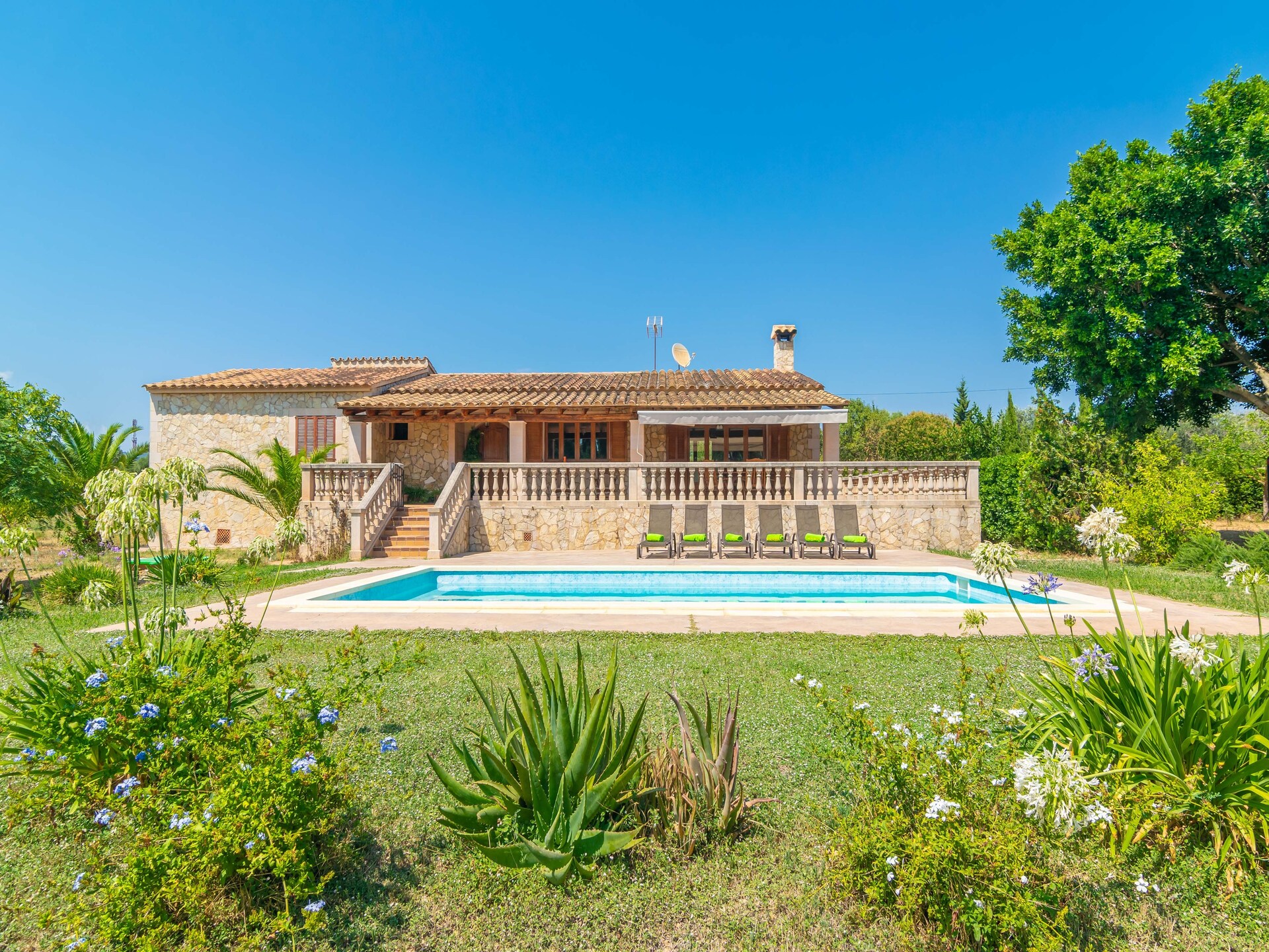 Vrijstaande villa met privézwembad aan golfbaan bij Palma de Mallorca - foto 33