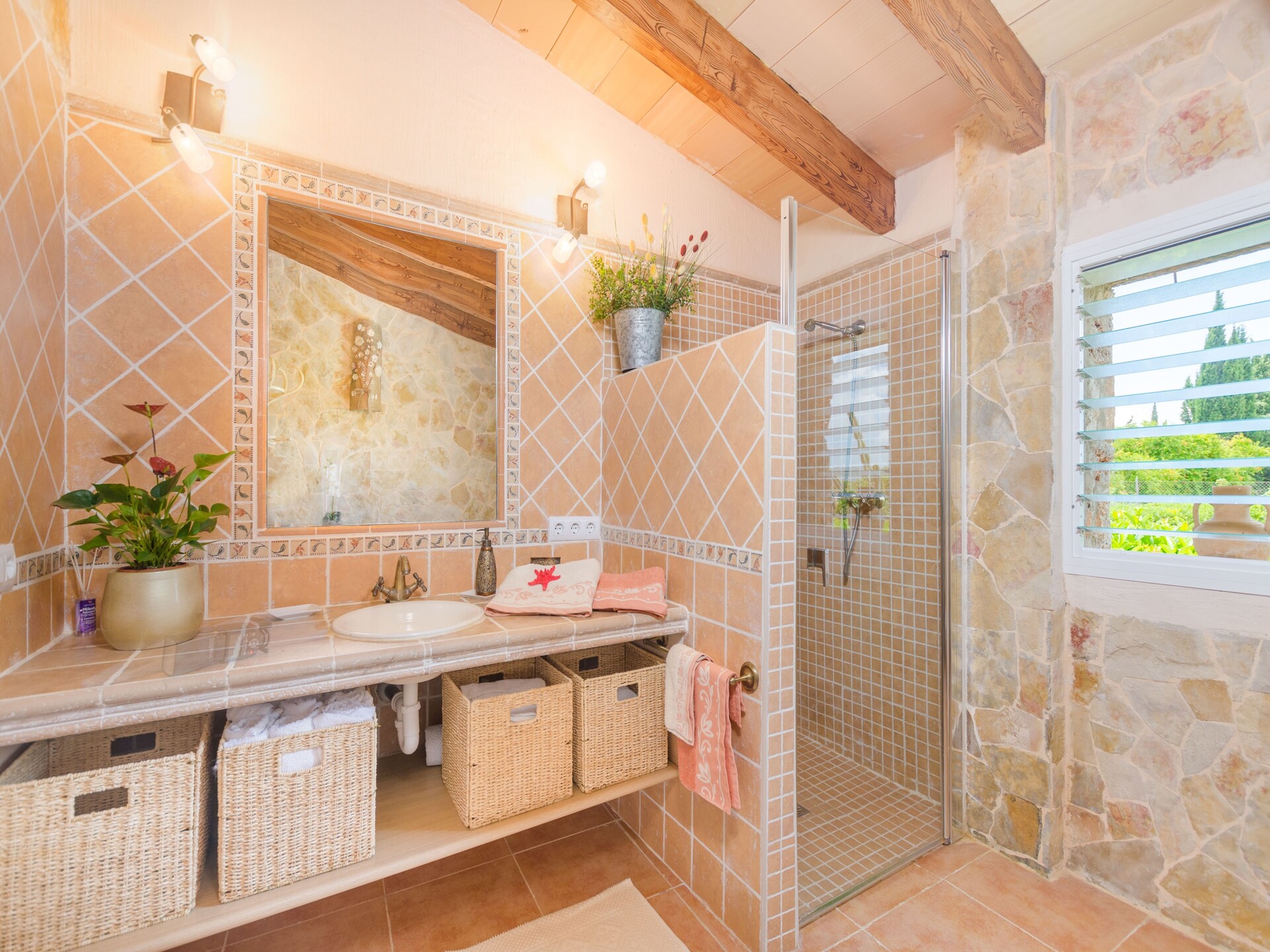 Vrijstaande villa aan golfbaan Muro met privézwembad en jacuzzi - foto 24