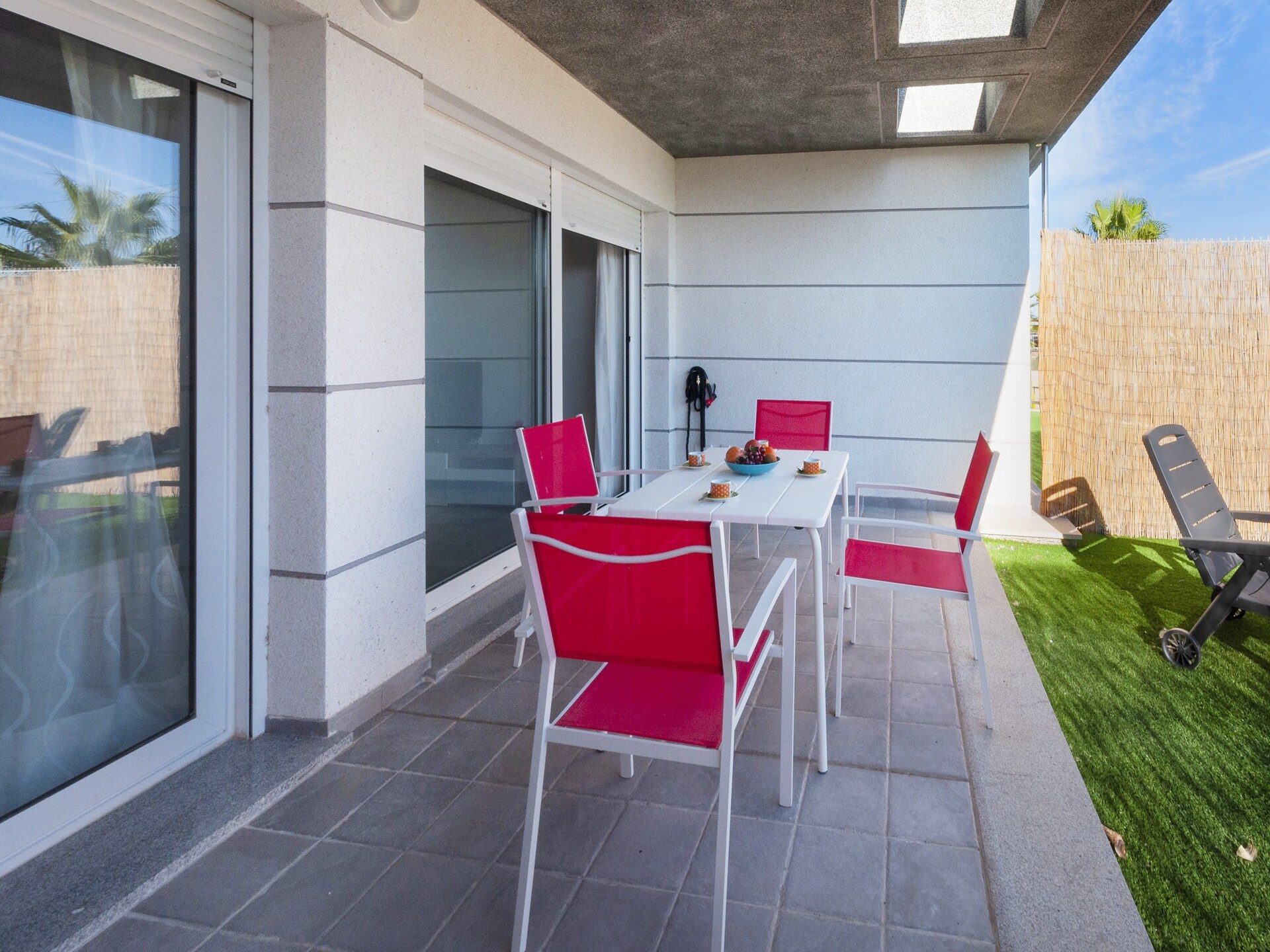 Zonnig golfappartement met zwembad op 800m van strand in Oliva Nova - foto 23
