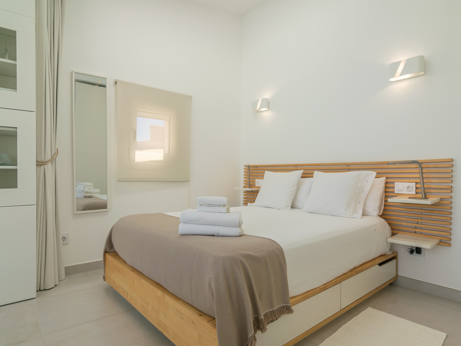 Romantisch appartement op 8e verdieping met panoramisch zeezicht in S'illot - foto 11