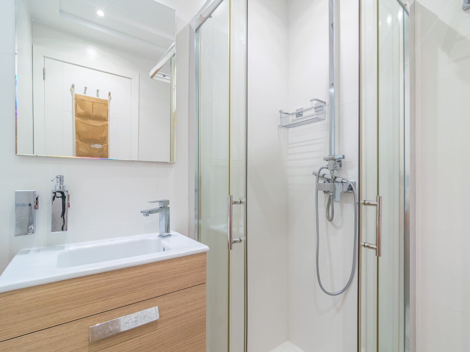 Romantisch appartement op 8e verdieping met panoramisch zeezicht in S'illot - foto 12