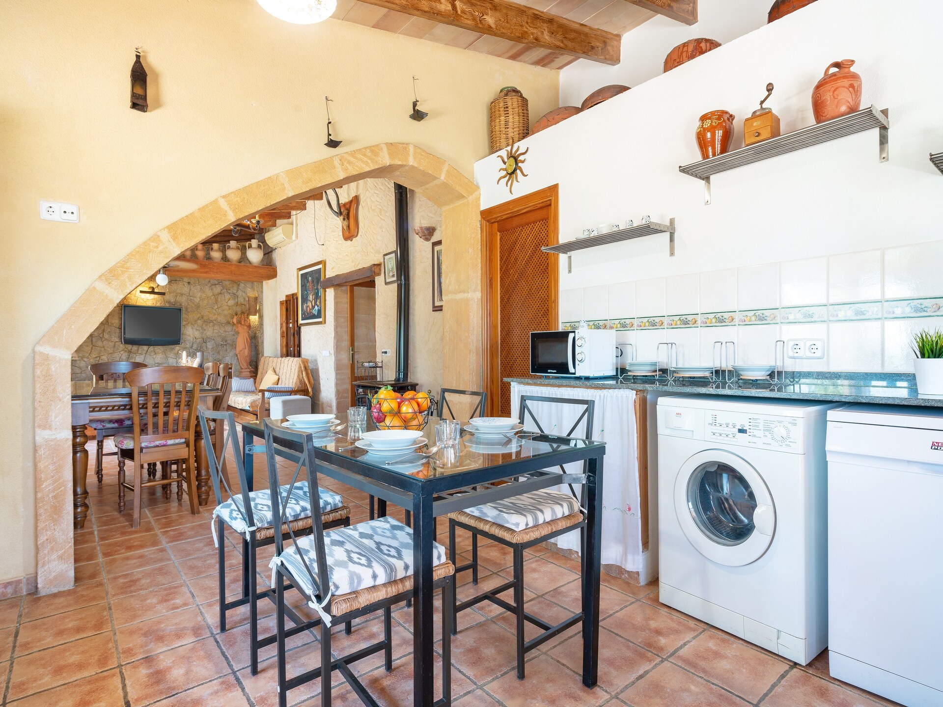 Authentieke villa aan de golfbaan met privézwembad bij Santa Margalida - foto 17