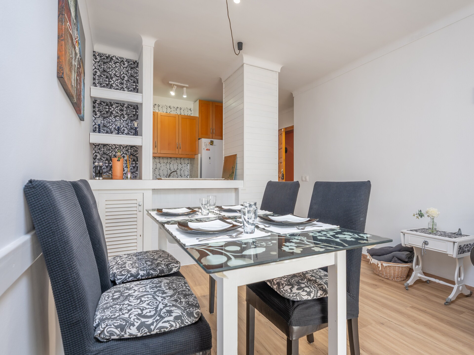 Modern appartement aan golfbaan met bergzicht, op 1 km van het strand - foto 8