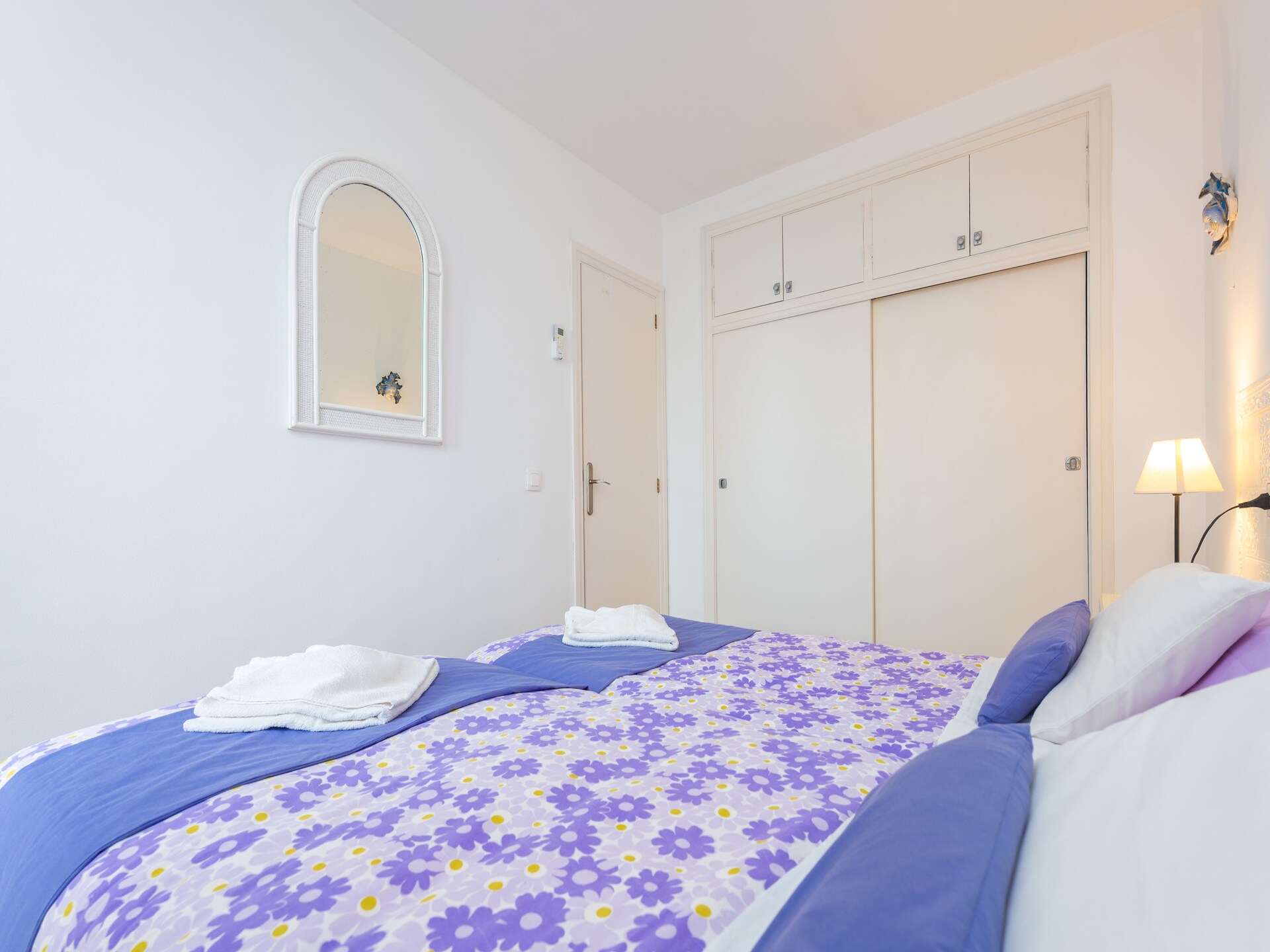 Modern appartement aan golfbaan met bergzicht, op 1 km van het strand - foto 16