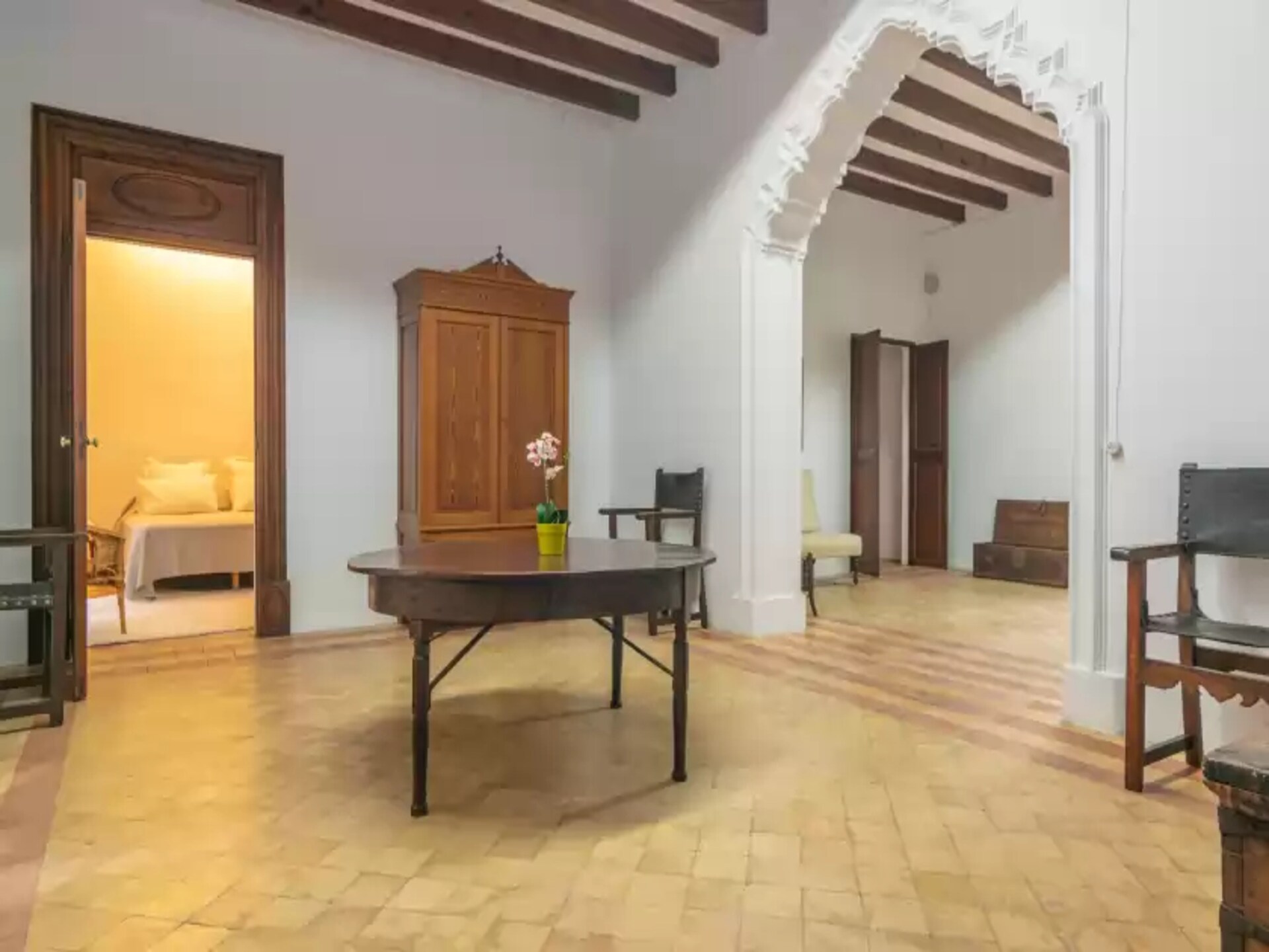 Stijlvolle villa met 5 slaapkamers en patio in het hart van Artà, vlakbij strand - foto 8