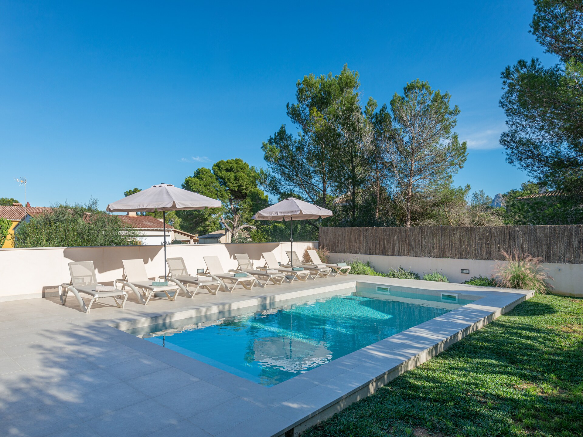 Op 500 m van het strand: Villa Calma in Son Serra De Marina - foto 13