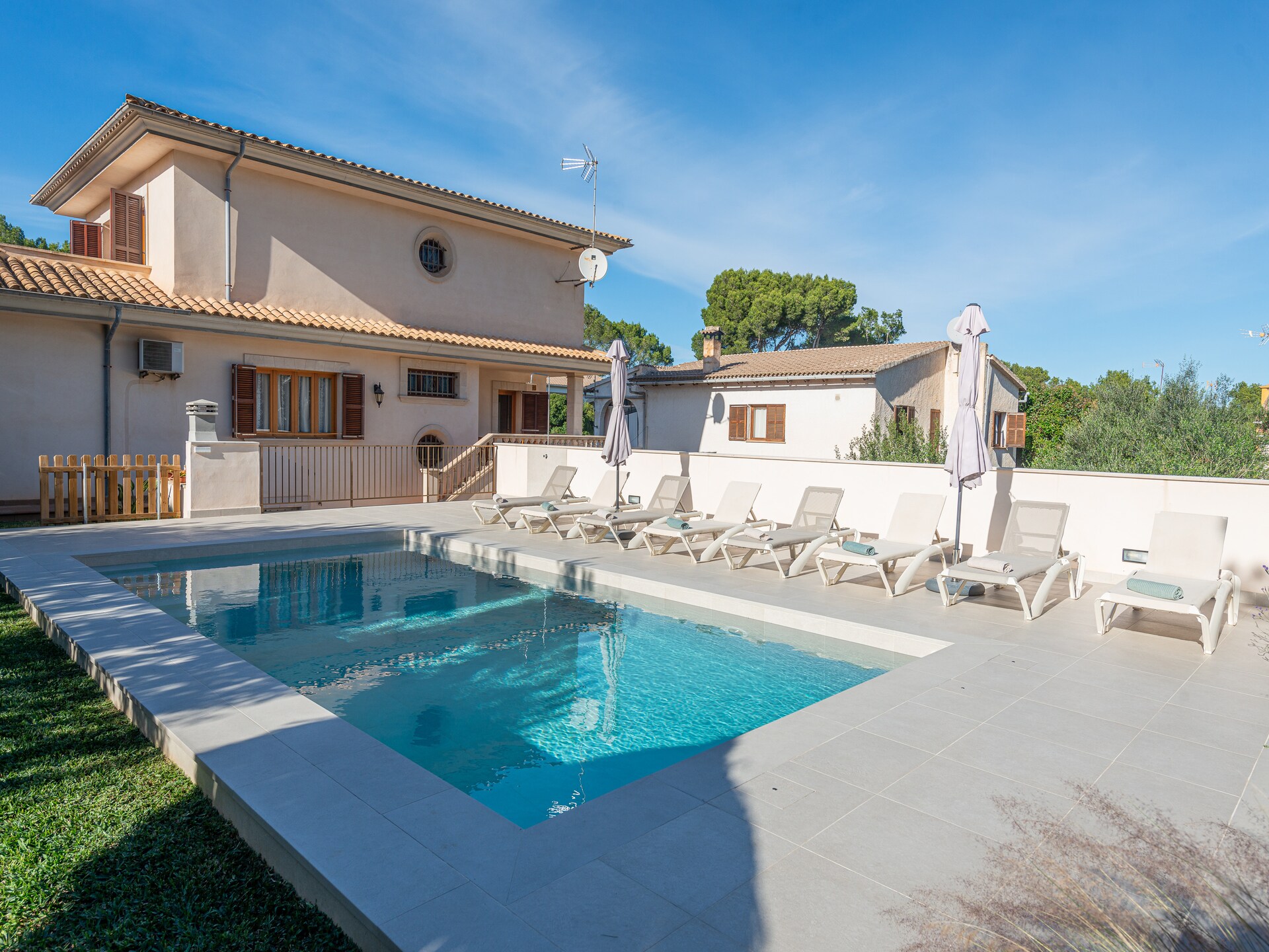 Op 500 m van het strand: Villa Calma in Son Serra De Marina - foto 7