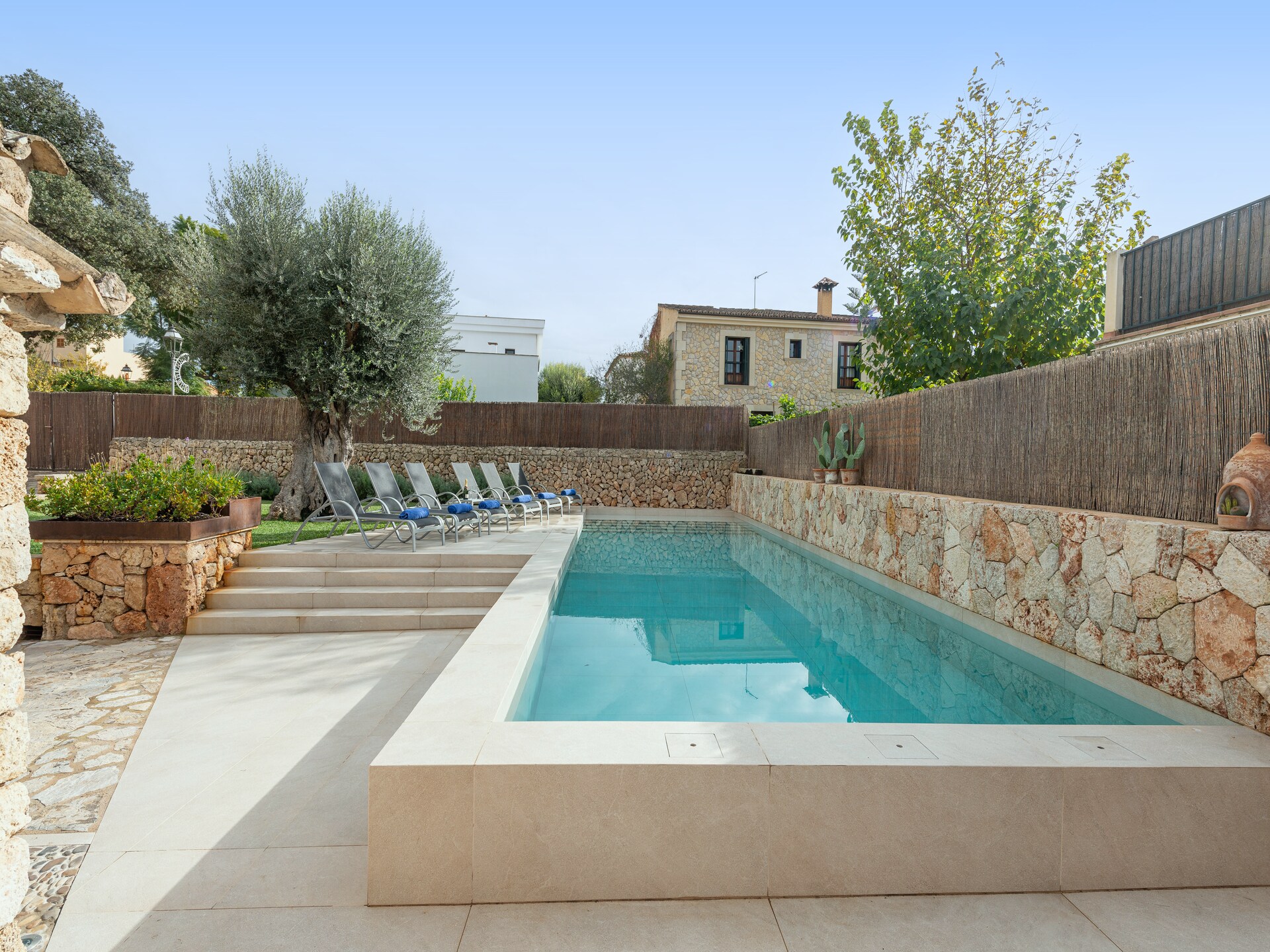 Ruime villa met privézwembad aan de golfbaan in Costitx, Mallorca - foto 8