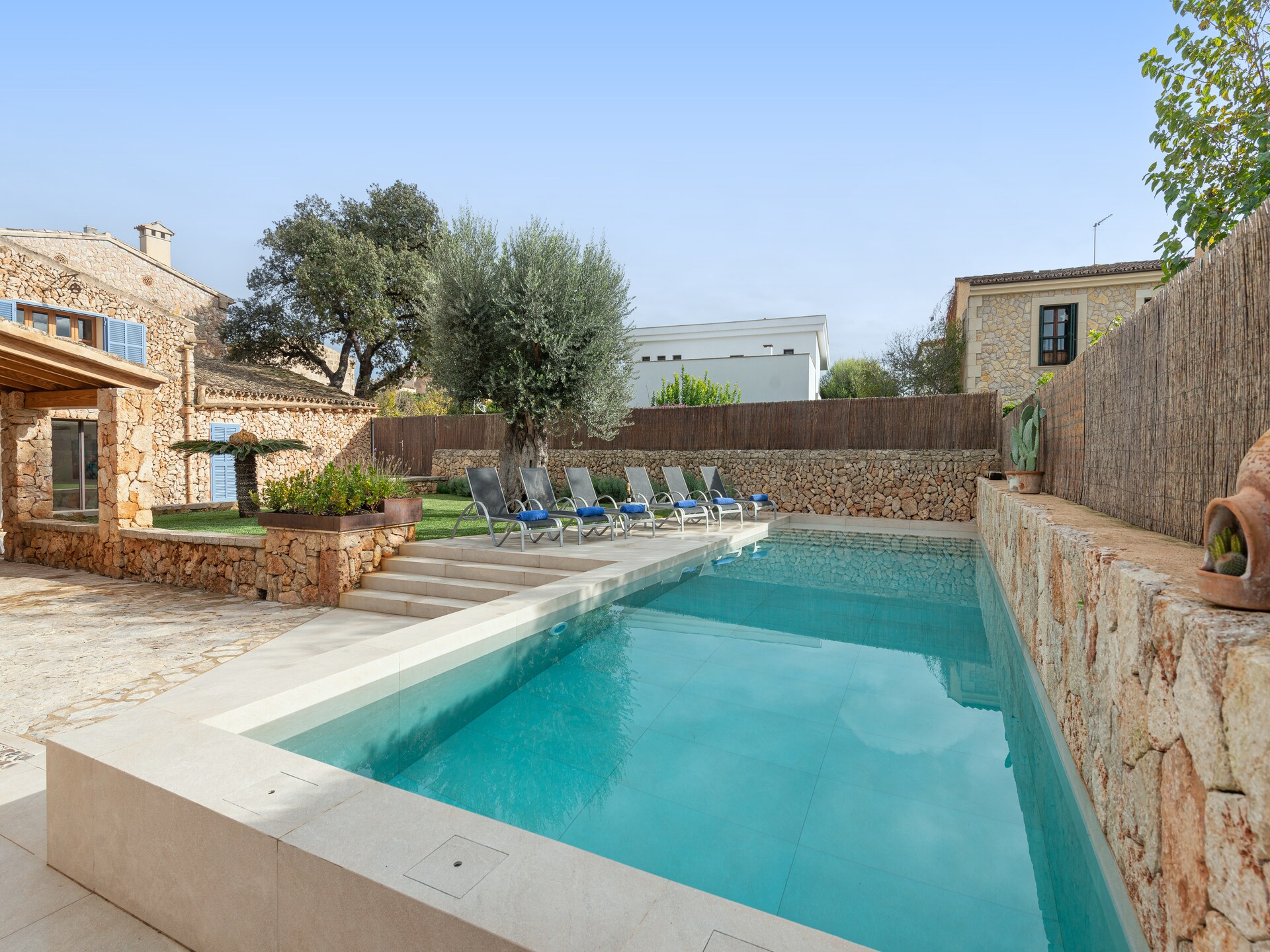 Ruime villa met privézwembad aan de golfbaan in Costitx, Mallorca - foto 10