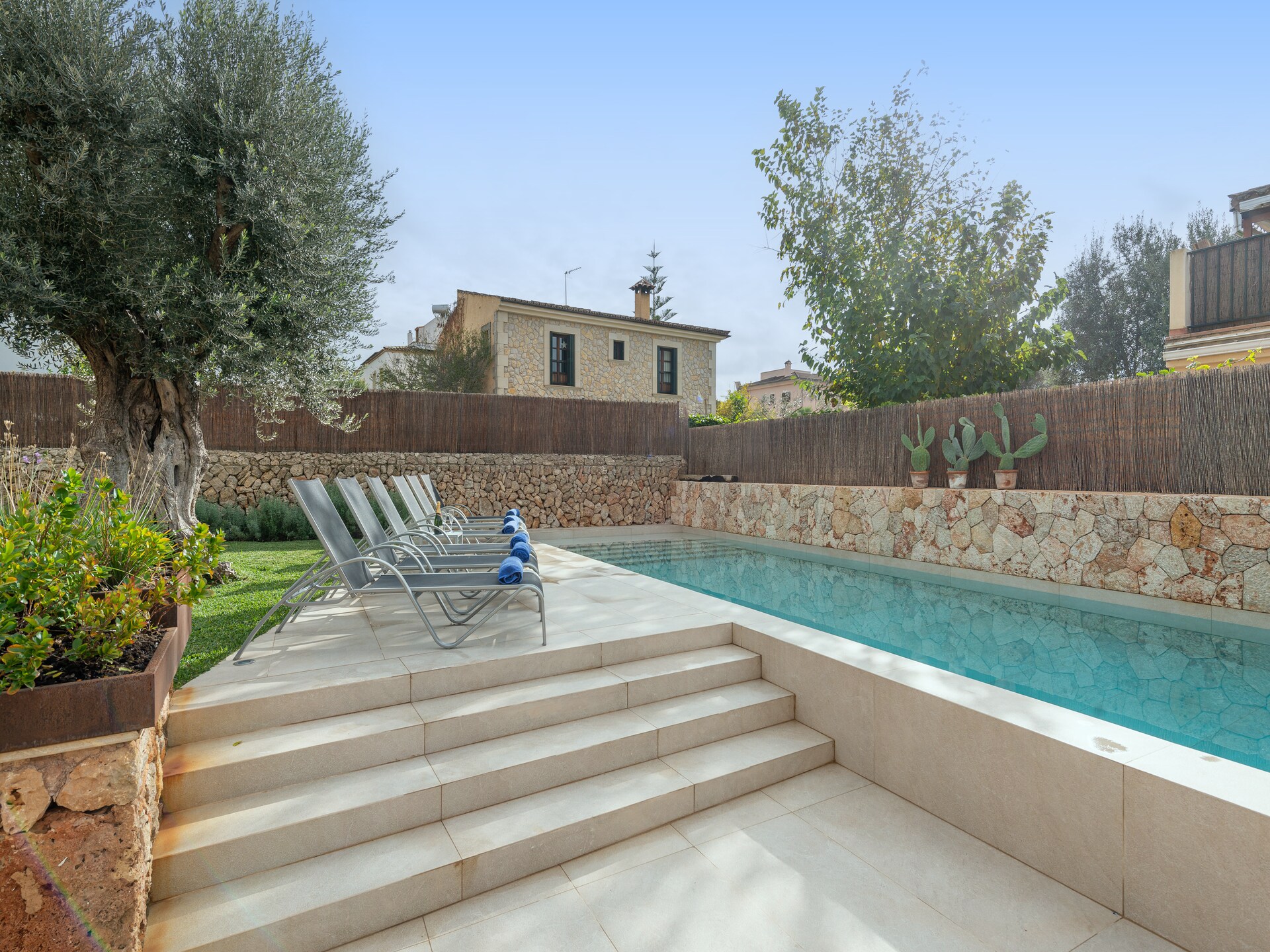 Ruime villa met privézwembad aan de golfbaan in Costitx, Mallorca - foto 11