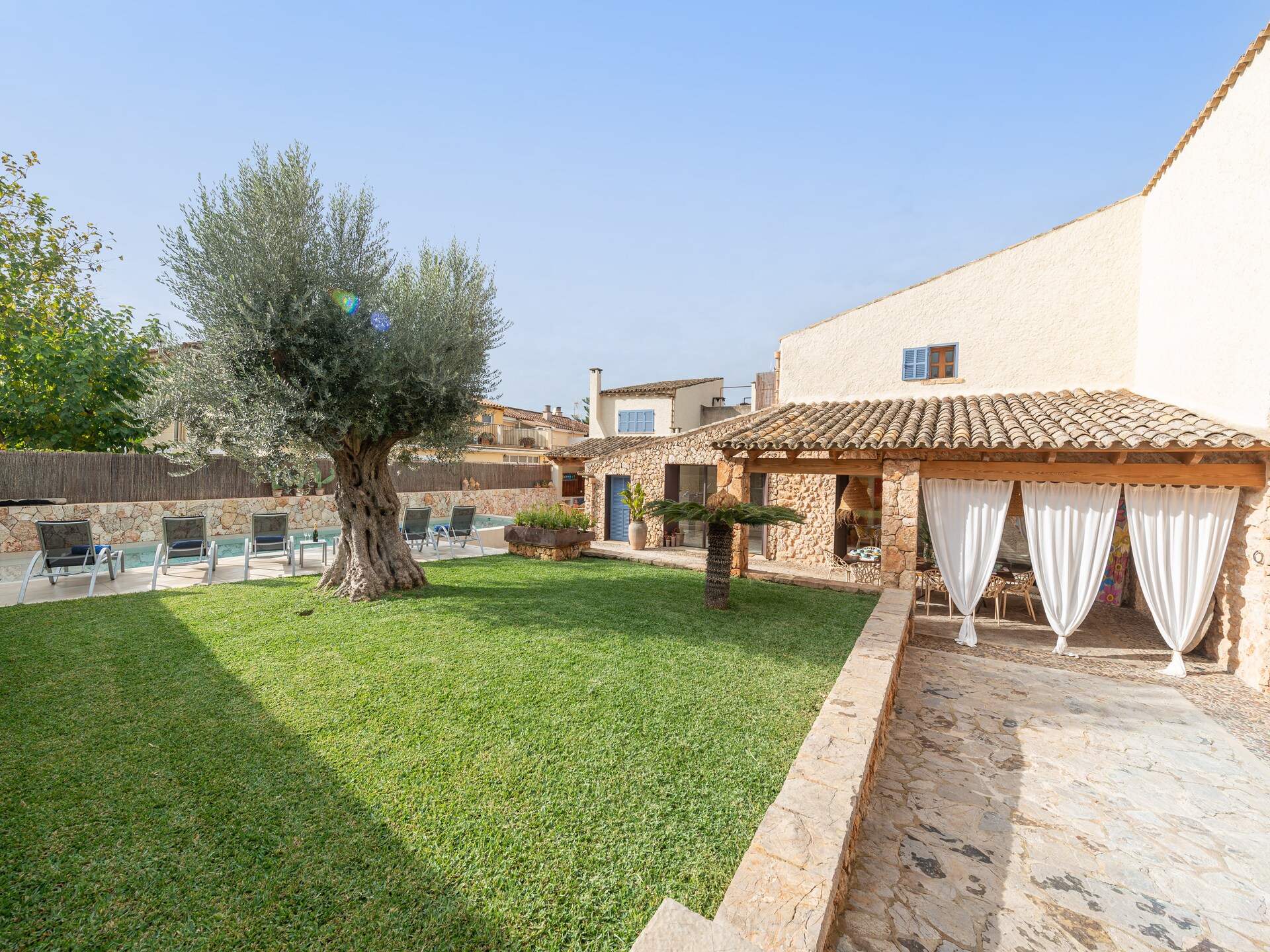 Ruime villa met privézwembad aan de golfbaan in Costitx, Mallorca - foto 38