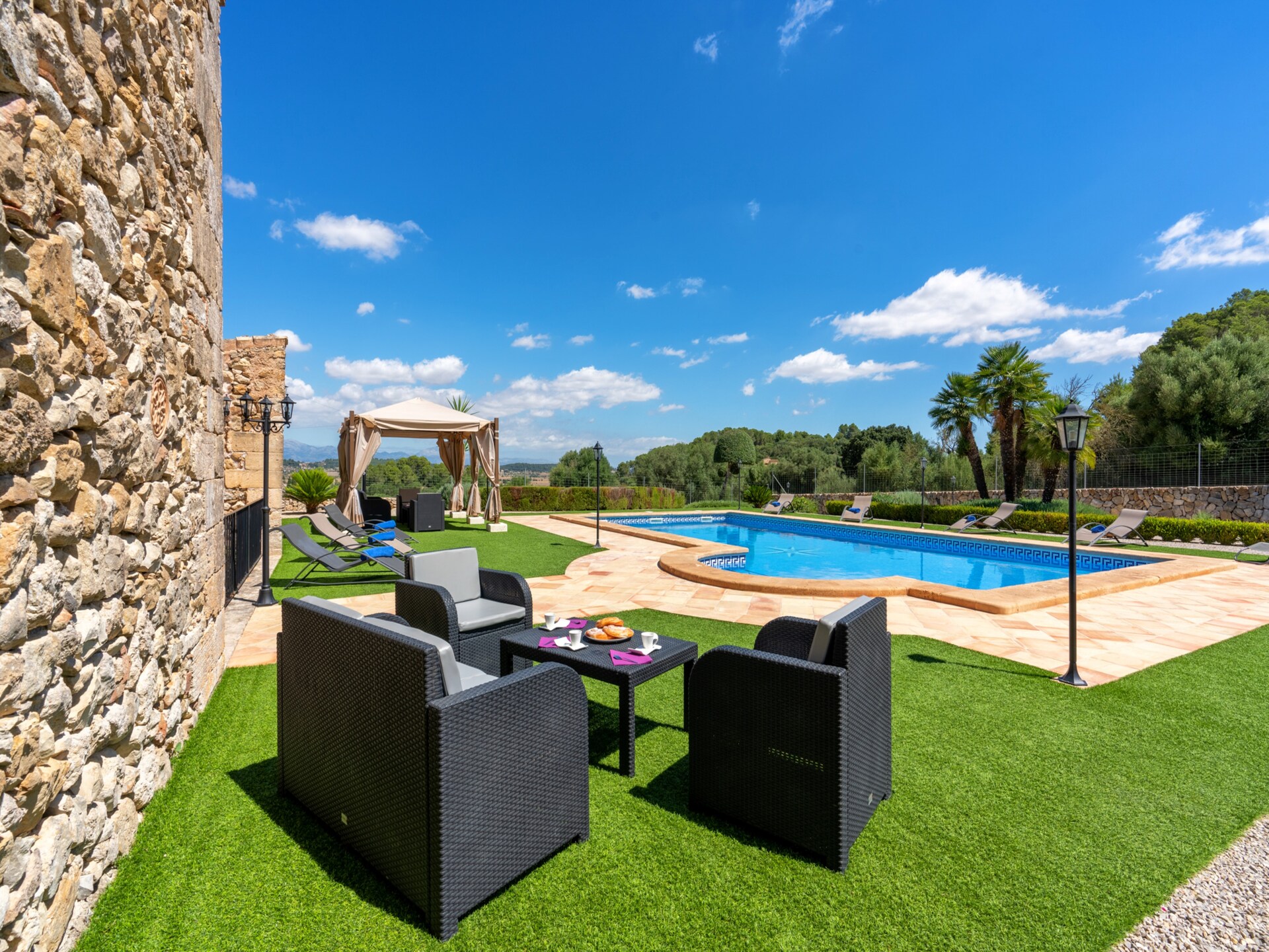 Authentieke villa met privézwembad aan de golfbaan bij Sant Joan - foto 3