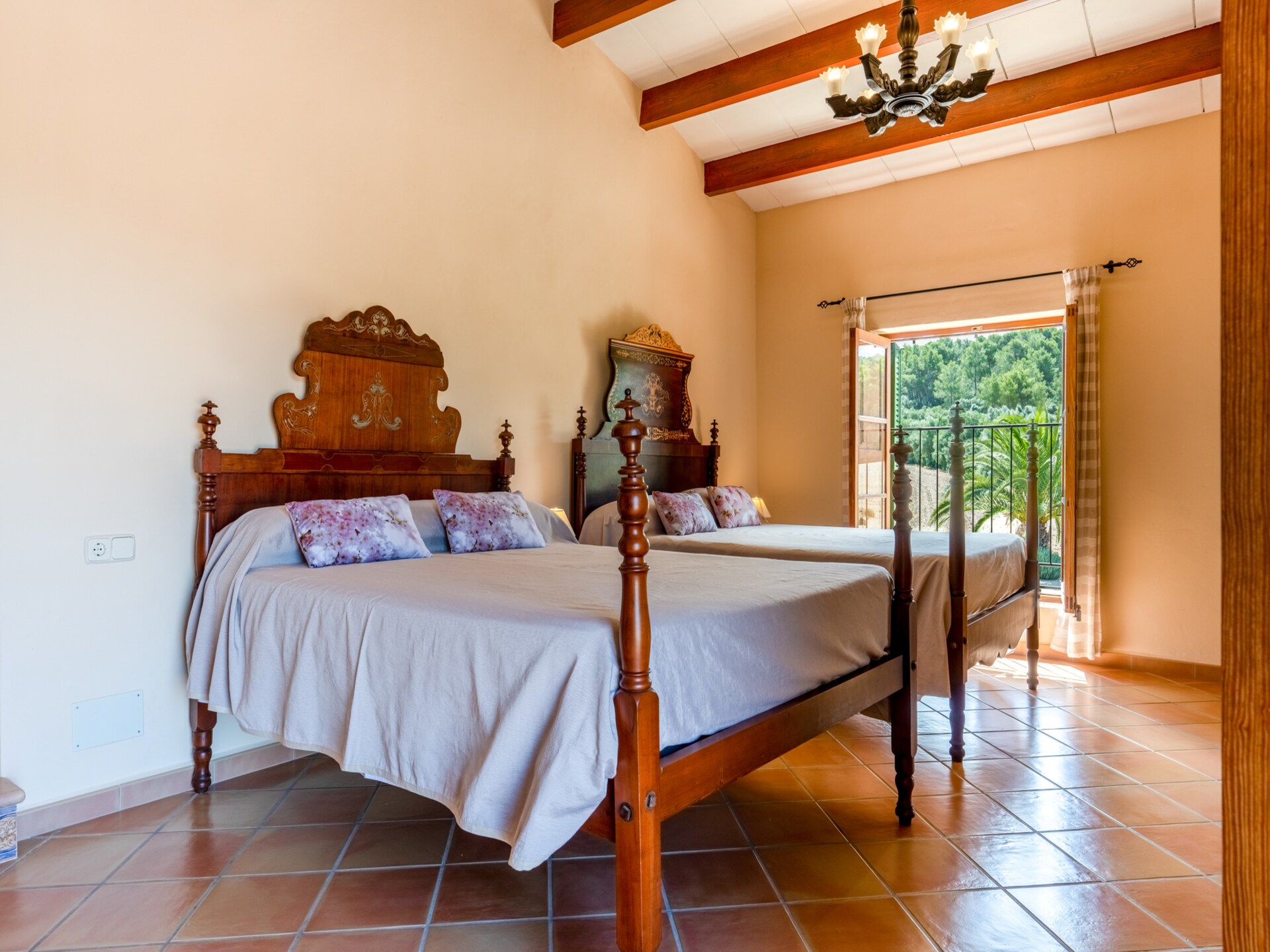 Authentieke villa met privézwembad aan de golfbaan bij Sant Joan - foto 22