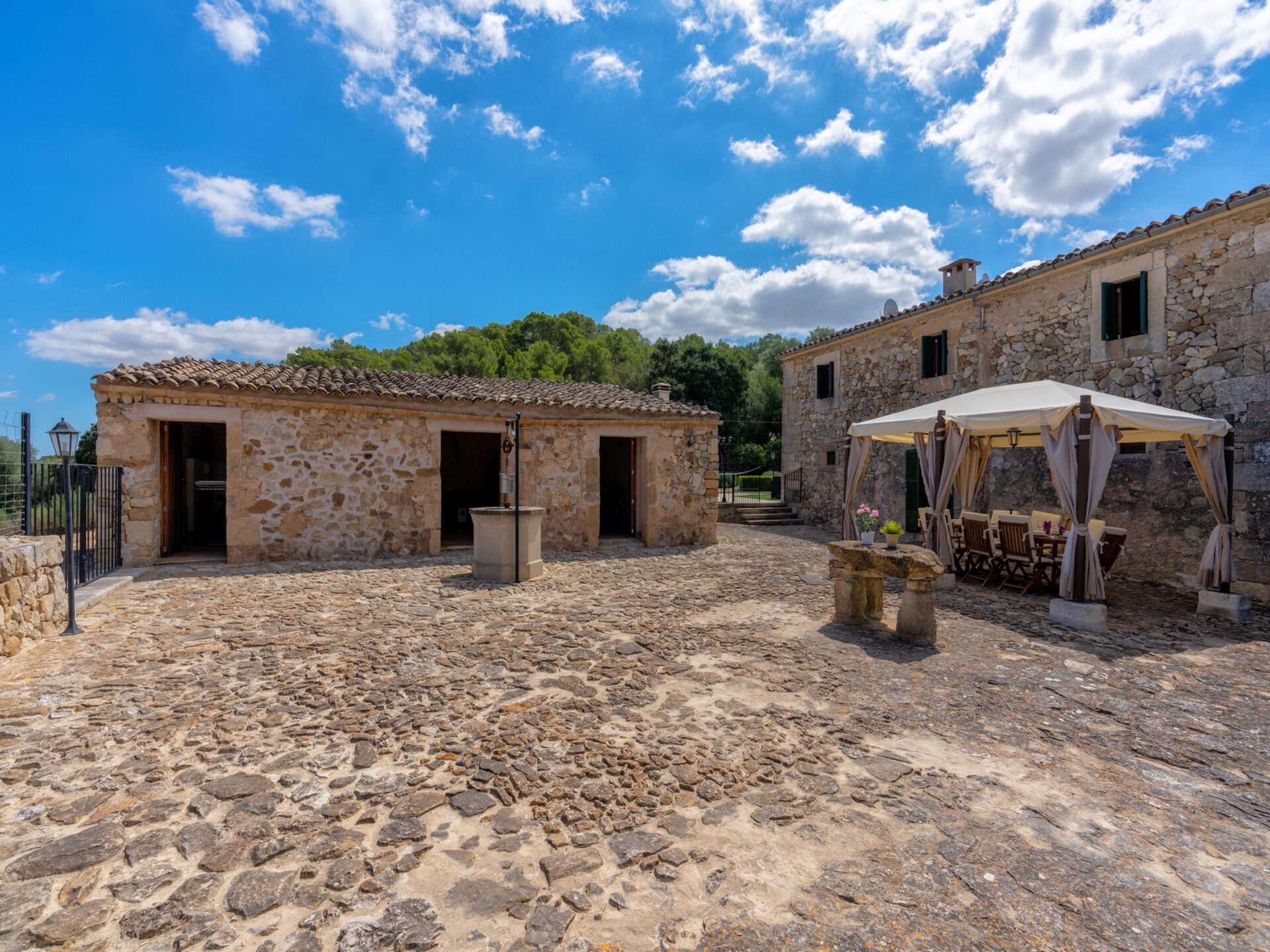 Authentieke villa met privézwembad aan de golfbaan bij Sant Joan - foto 31