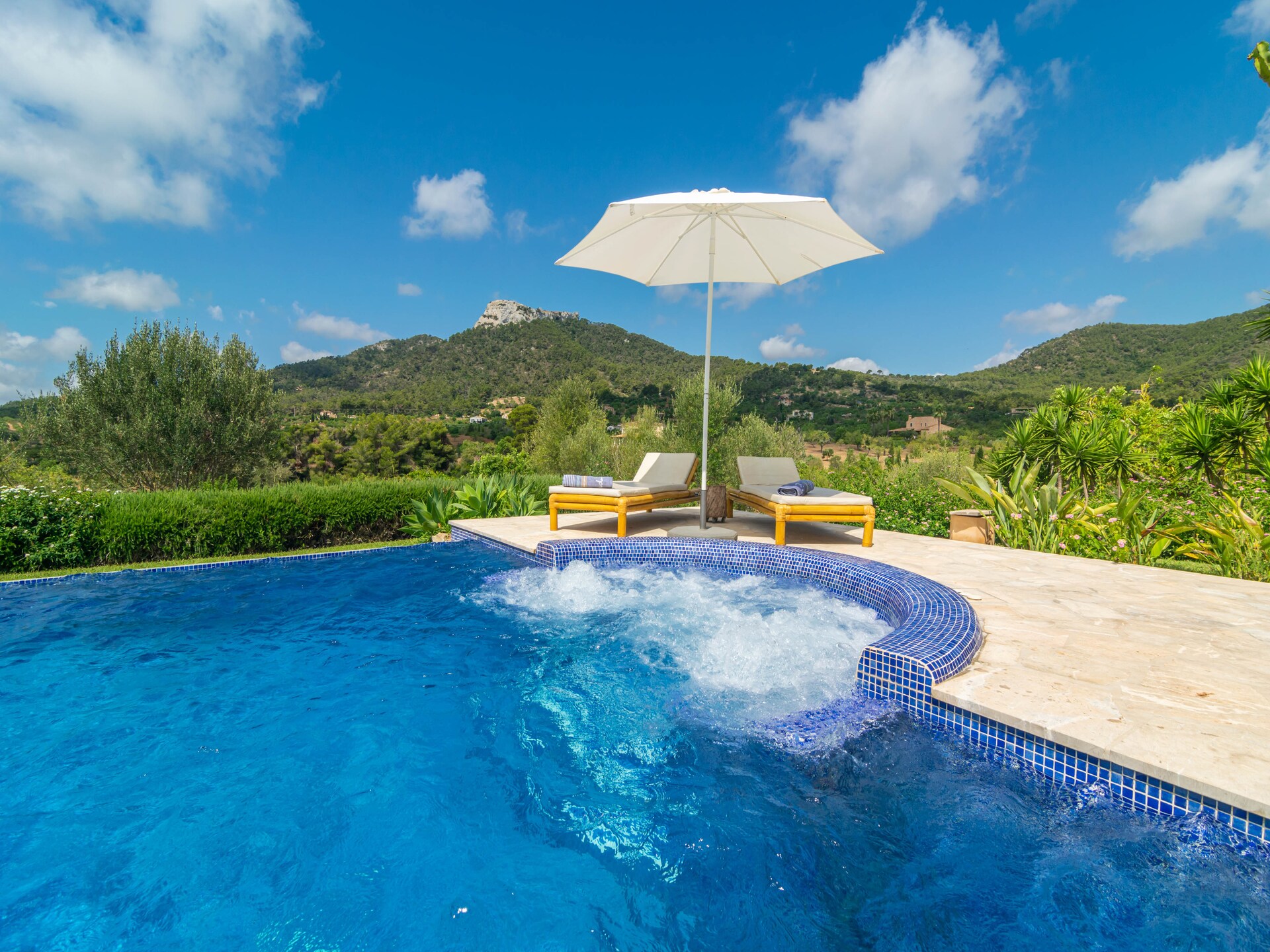 Villa S'albarcoquer: Luxe vrijstaand met privé-zwembad en jacuzzi aan de golfbaan - foto 2