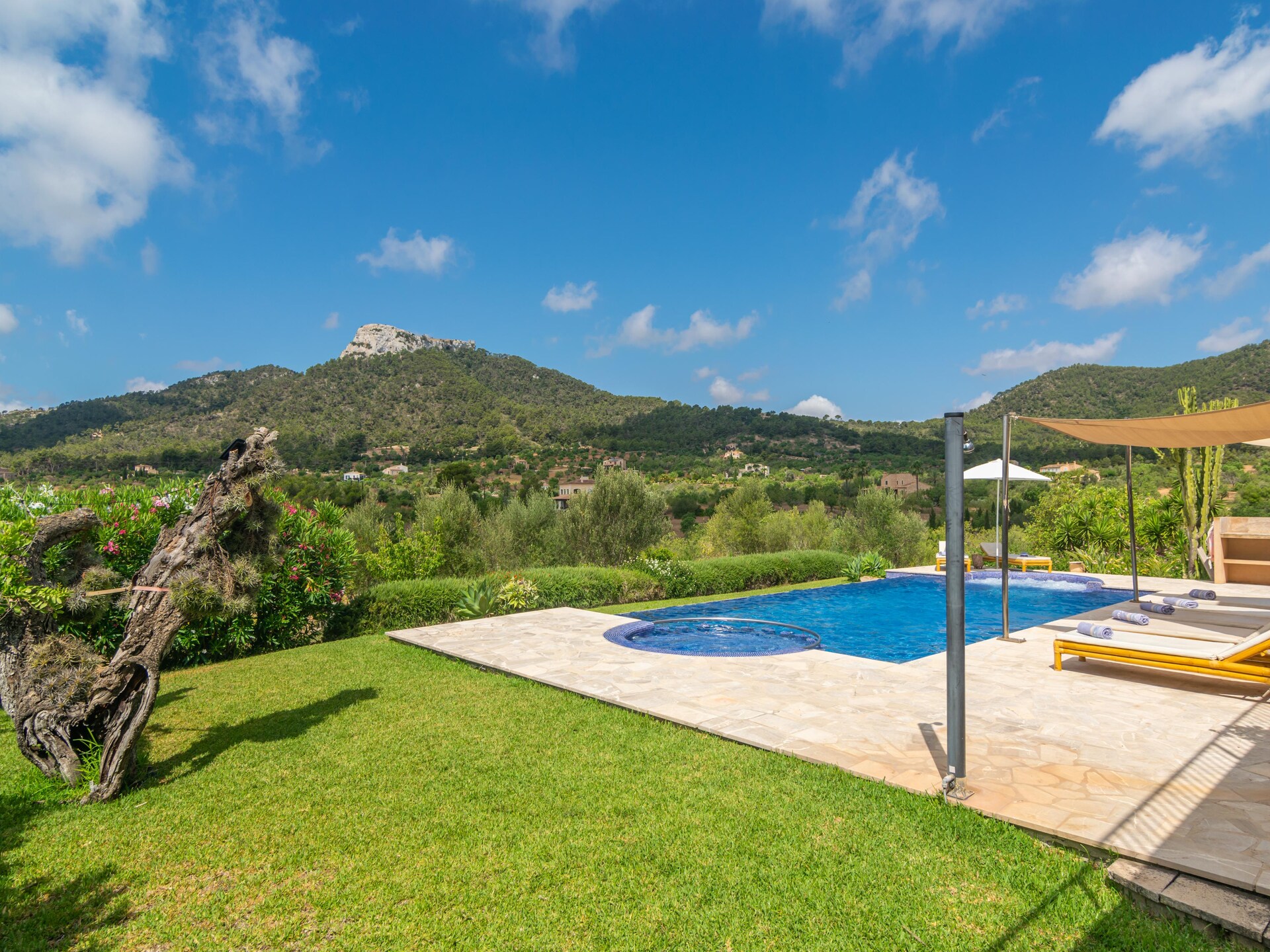 Villa S'albarcoquer: Luxe vrijstaand met privé-zwembad en jacuzzi aan de golfbaan - foto 23