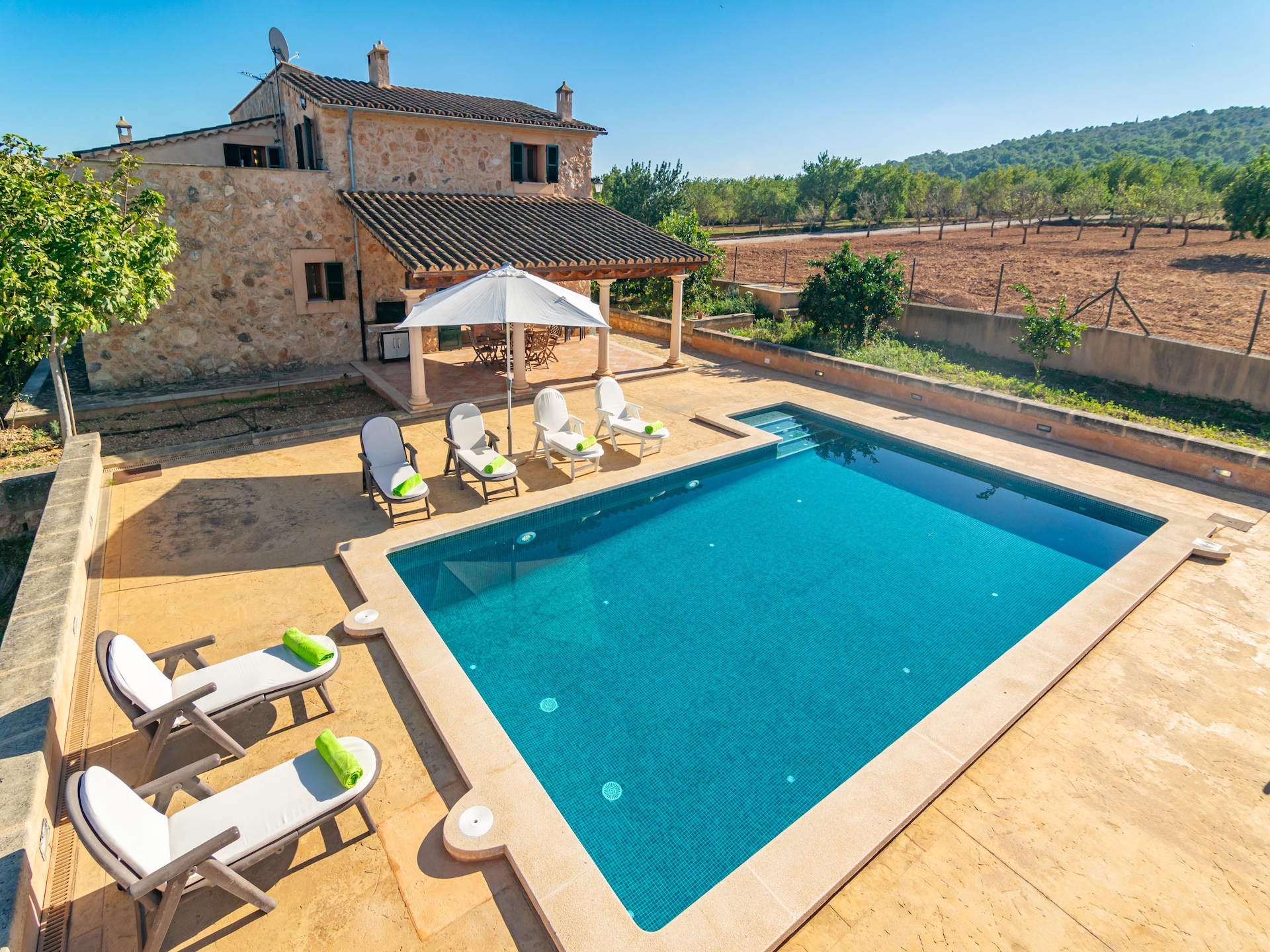 Authentieke villa met privézwembad aan de golfbaan in Santa Eugènia - foto 37
