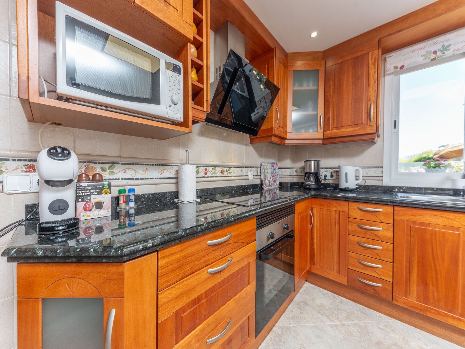 Vrijstaande villa met privézwembad op 900 meter van het strand van Alcudia - foto 21