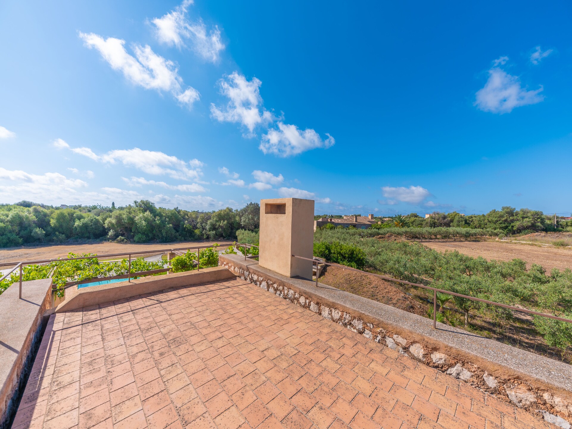 Vrijstaande villa aan de golfbaan met privézwembad, vlakbij Cala Bona - foto 32