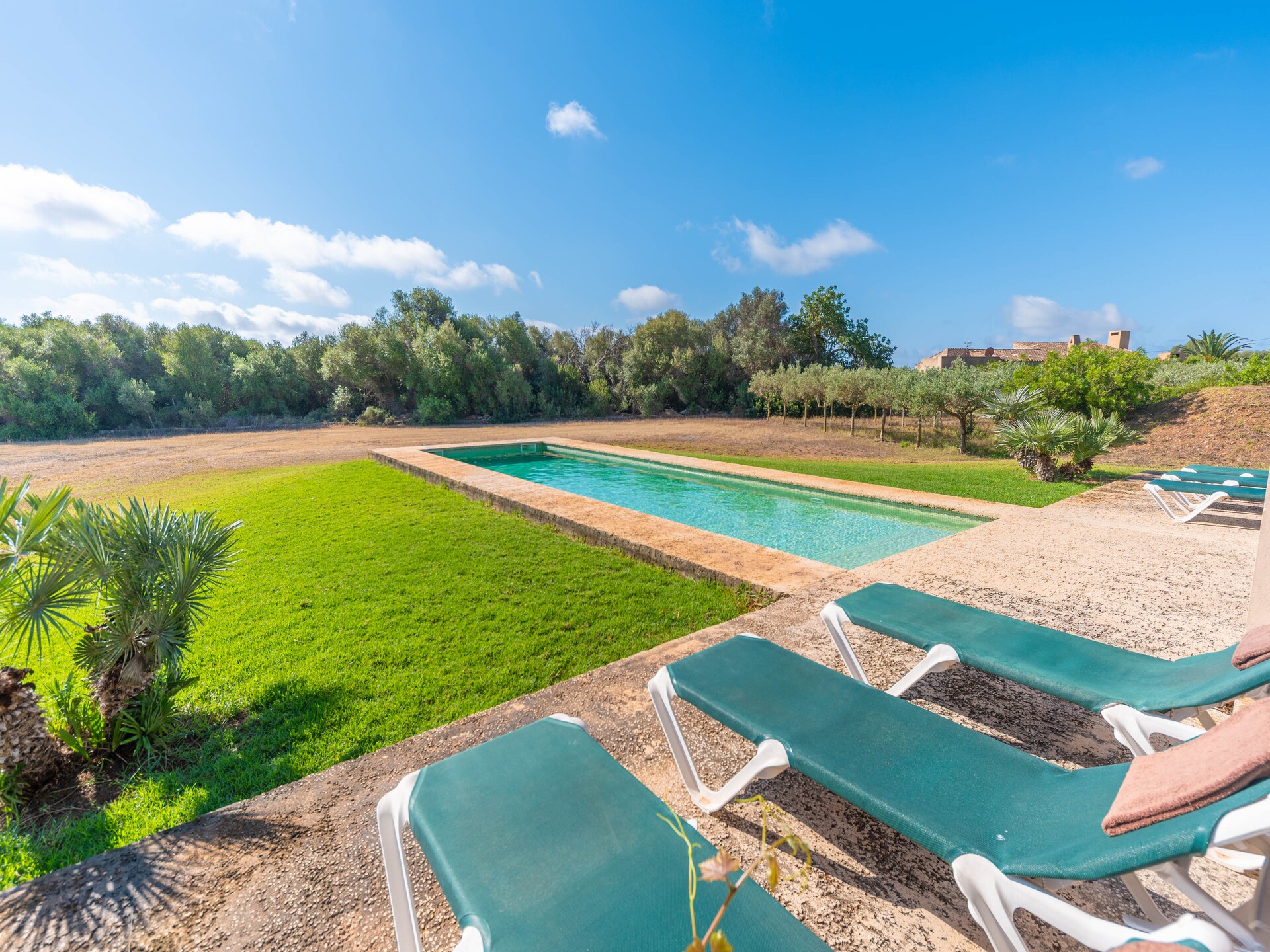 Vrijstaande villa aan de golfbaan met privézwembad, vlakbij Cala Bona - foto 33