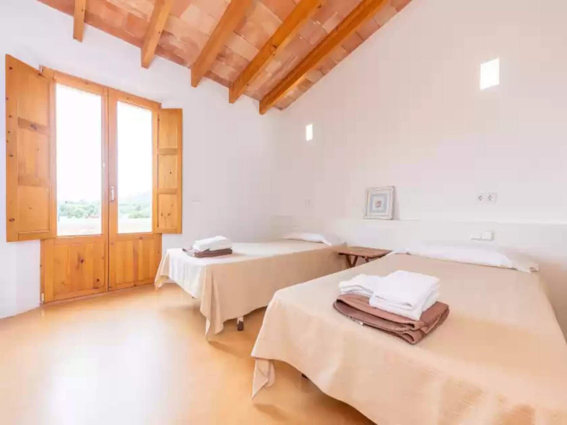 Vrijstaande villa met privézwembad aan golfbaan, 1,1 km van strand - foto 24