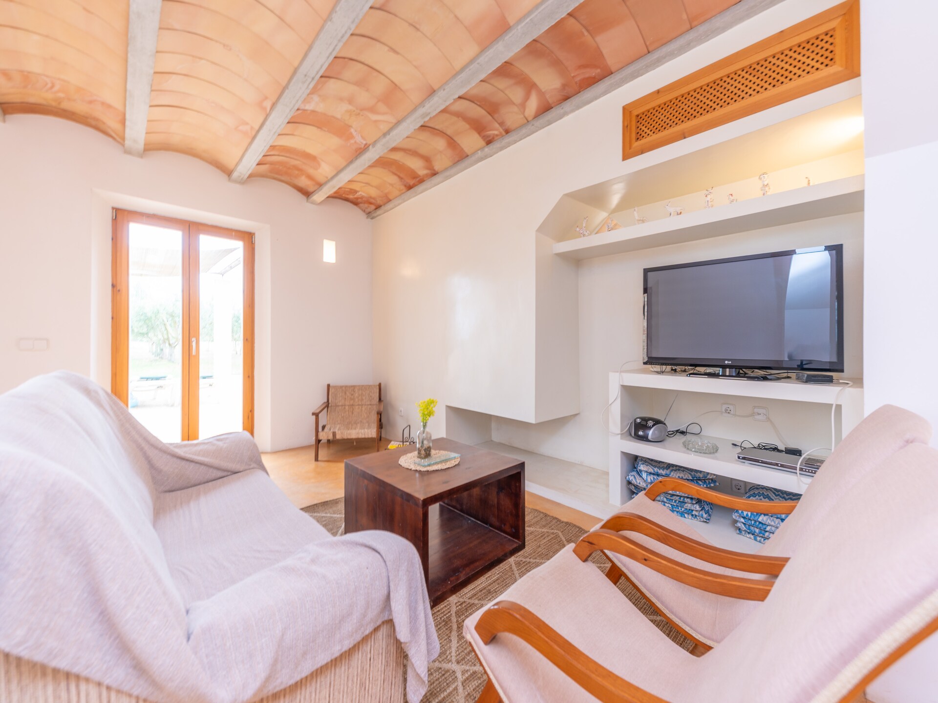 Vrijstaande villa met privézwembad aan golfbaan, 1,1 km van strand - foto 17
