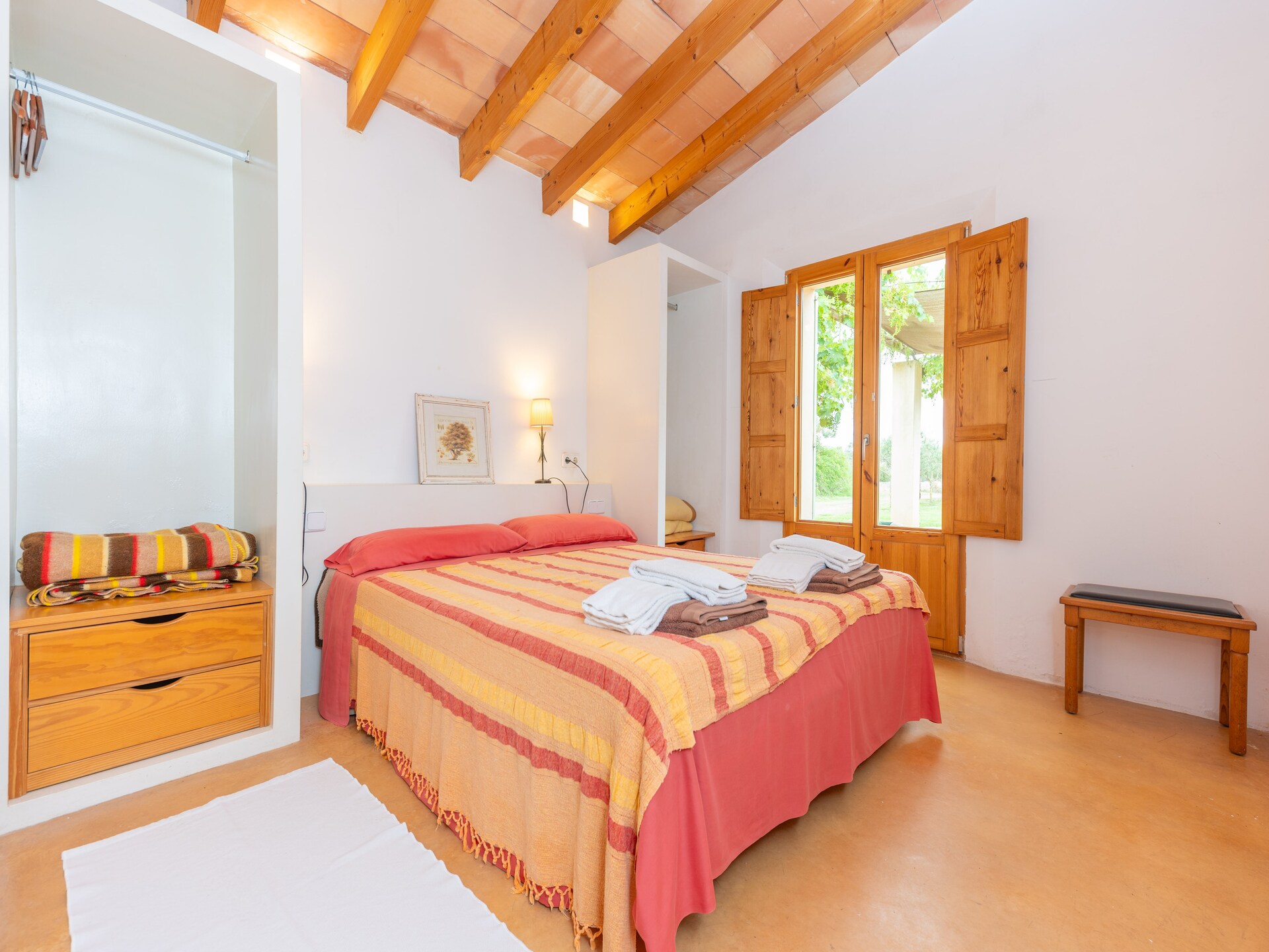 Vrijstaande villa met privézwembad aan golfbaan, 1,1 km van strand - foto 28