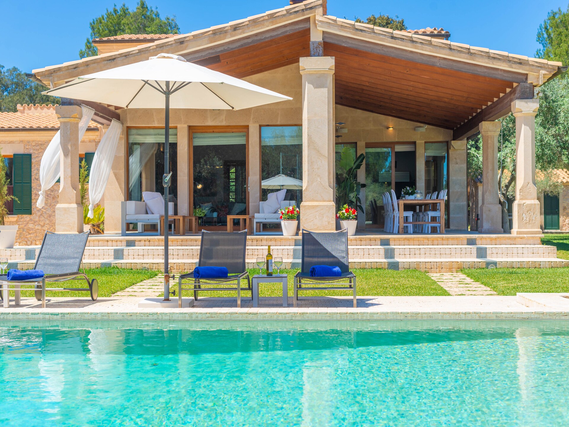 Vrijstaande villa aan golfbaan met privézwembad en jacuzzi bij Pollença - foto 3