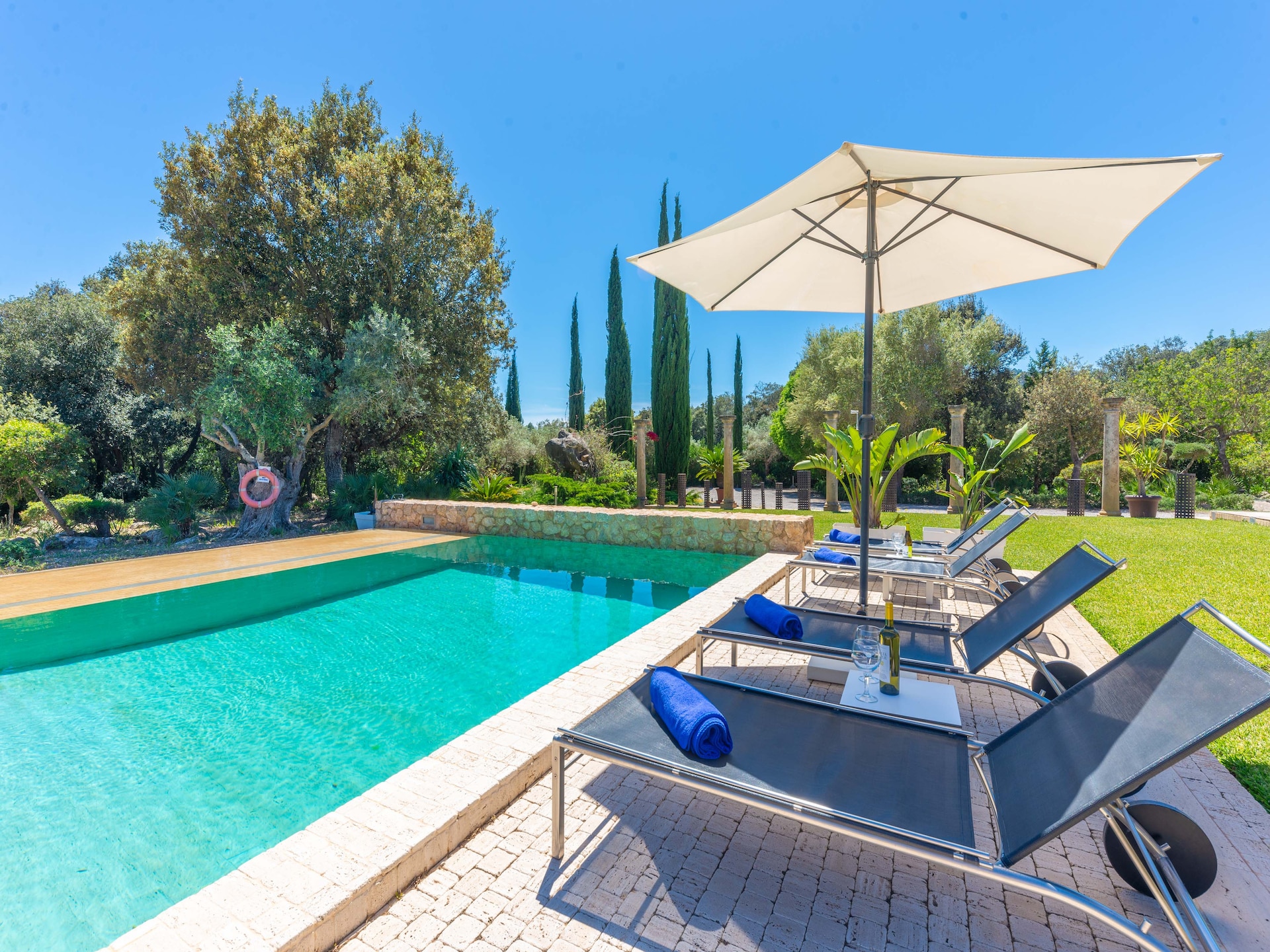Vrijstaande villa aan golfbaan met privézwembad en jacuzzi bij Pollença - foto 8