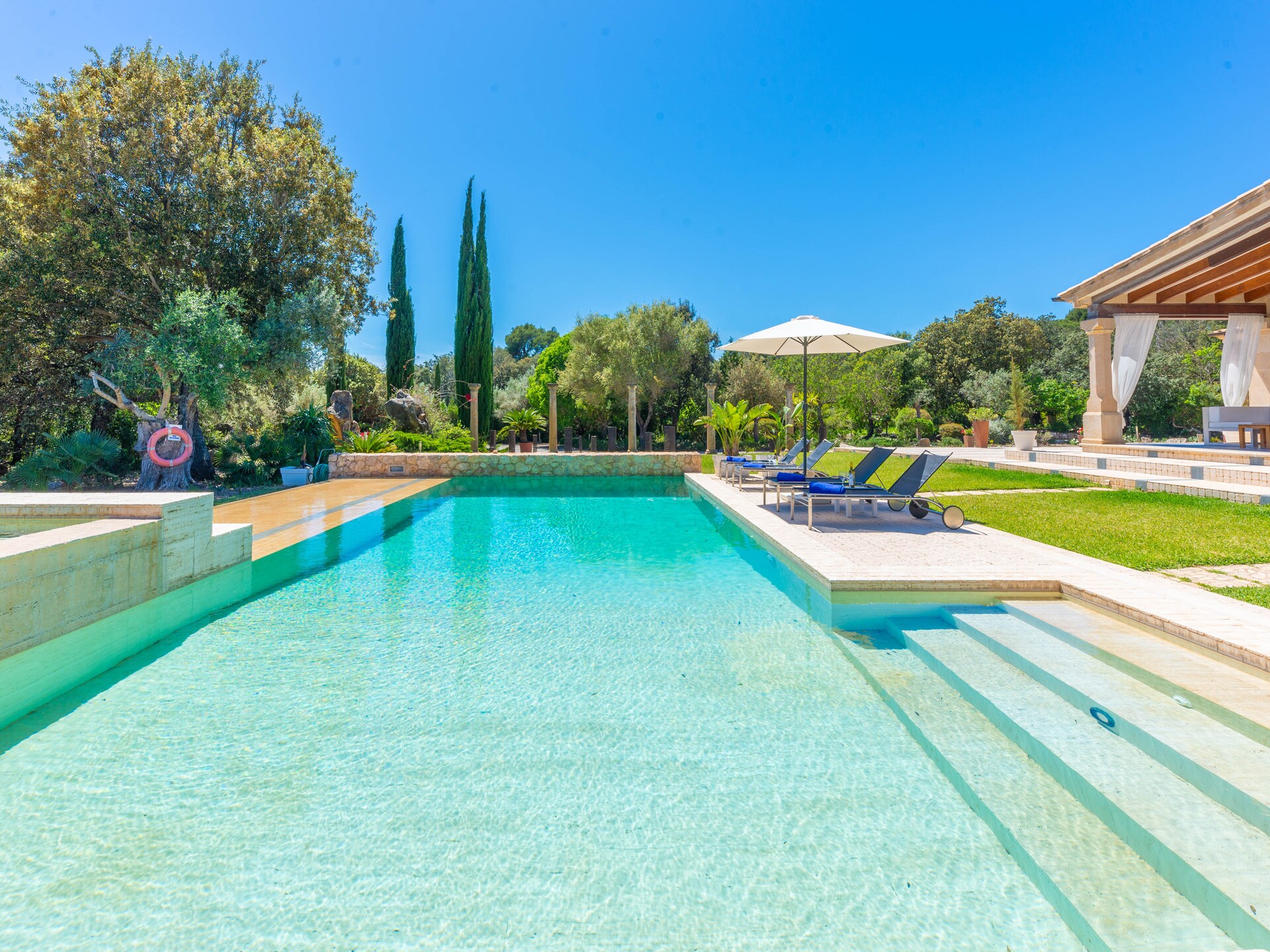 Vrijstaande villa aan golfbaan met privézwembad en jacuzzi bij Pollença - foto 6