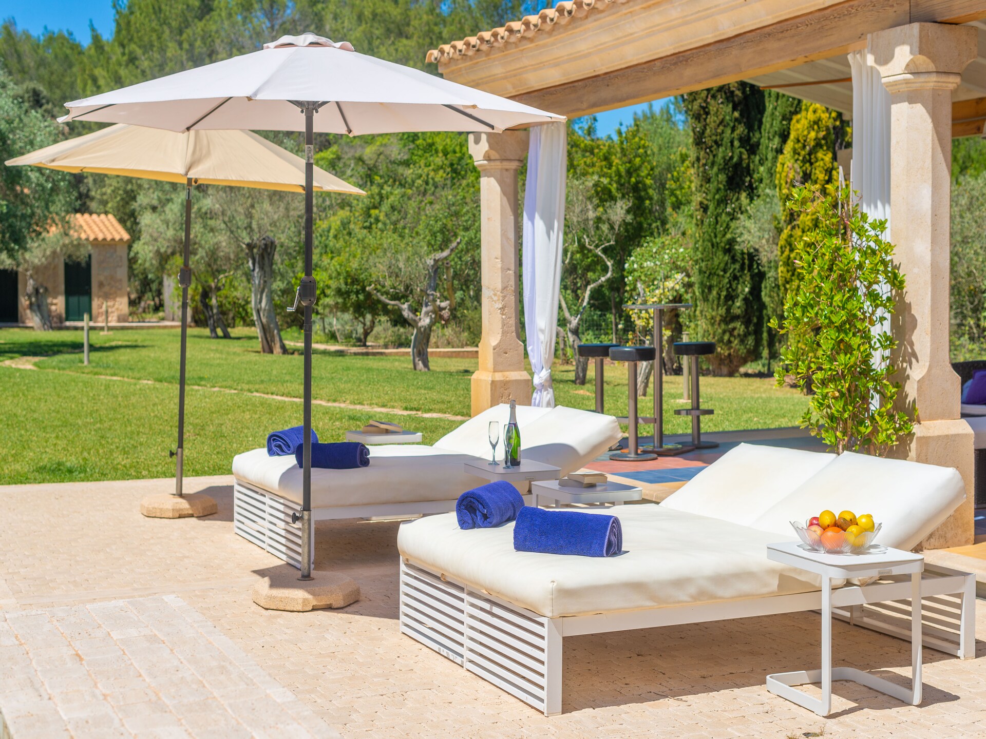 Vrijstaande villa aan golfbaan met privézwembad en jacuzzi bij Pollença - foto 40