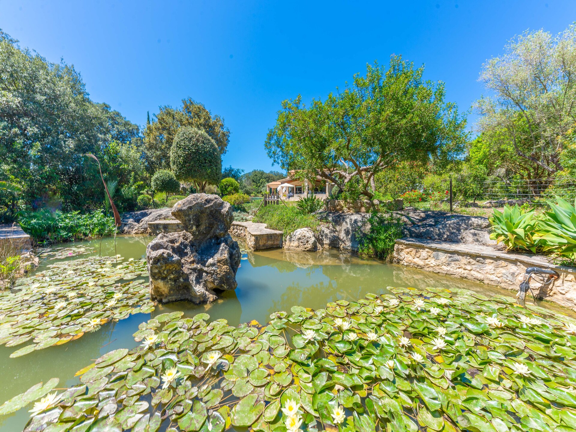 Vrijstaande villa aan golfbaan met privézwembad en jacuzzi bij Pollença - foto 36