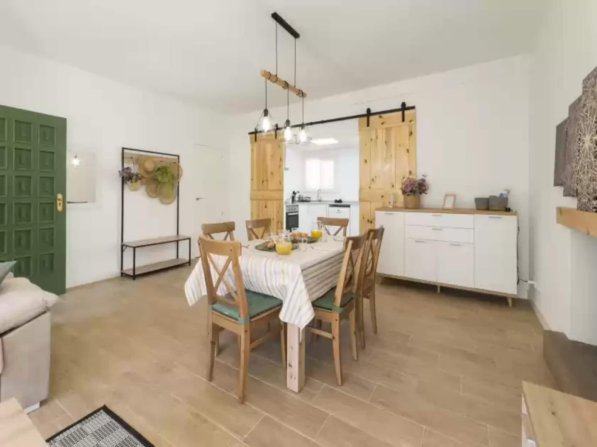 Vrijstaande villa met privézwembad en uitzicht op de bergen bij Barx - foto 13