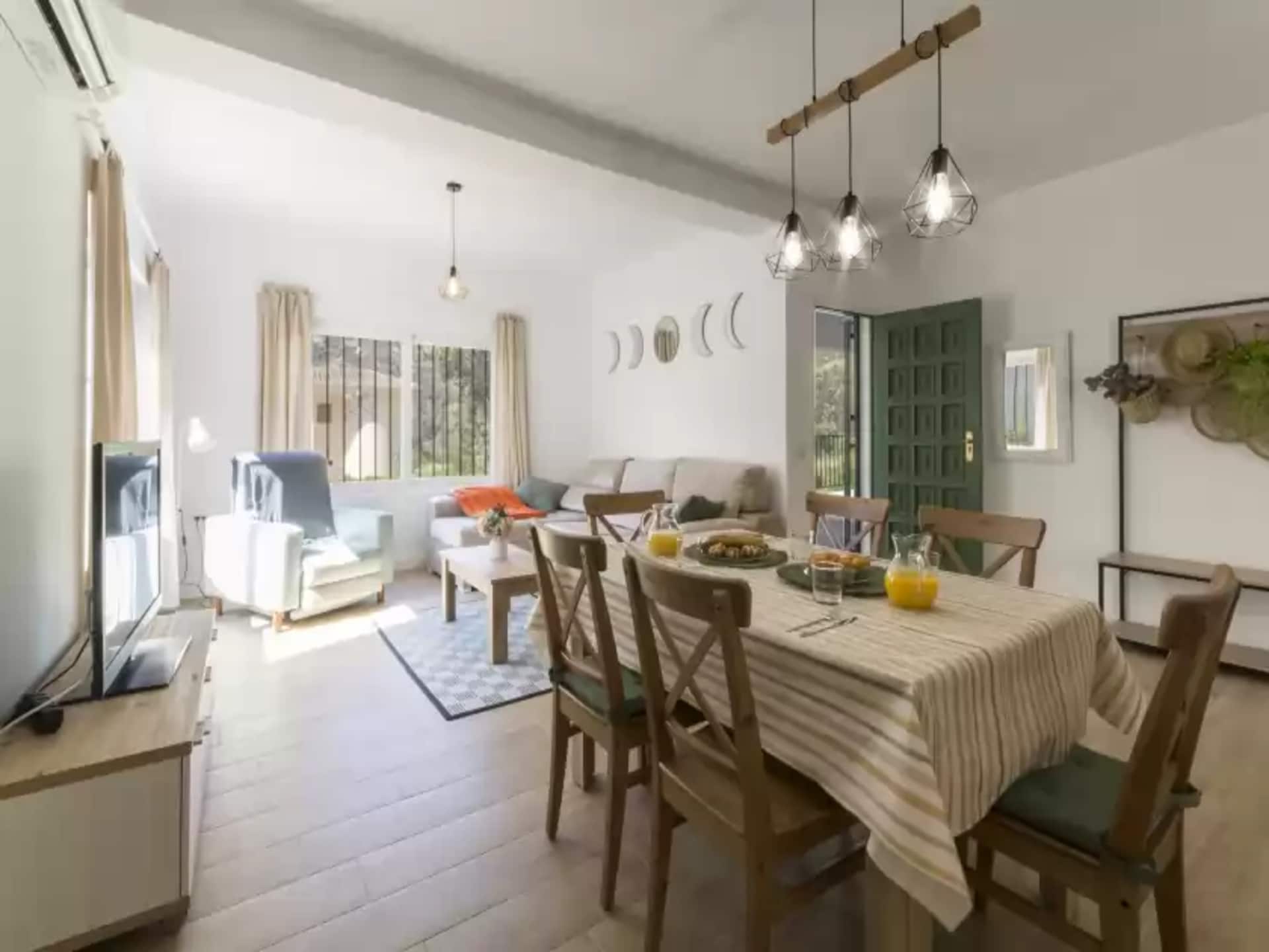 Vrijstaande villa met privézwembad en uitzicht op de bergen bij Barx - foto 14
