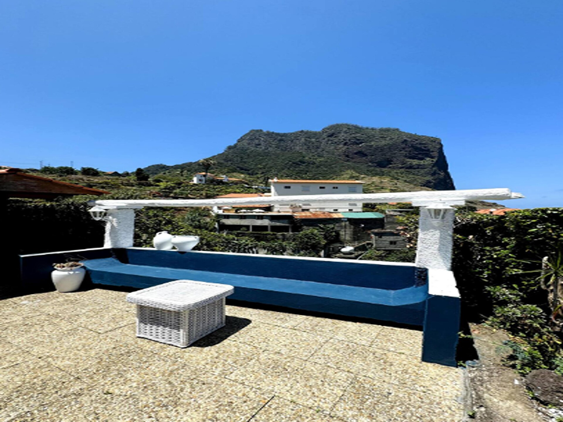 Vrijstaande villa met 2 slaapkamers nabij strand Porto da Cruz - foto 25