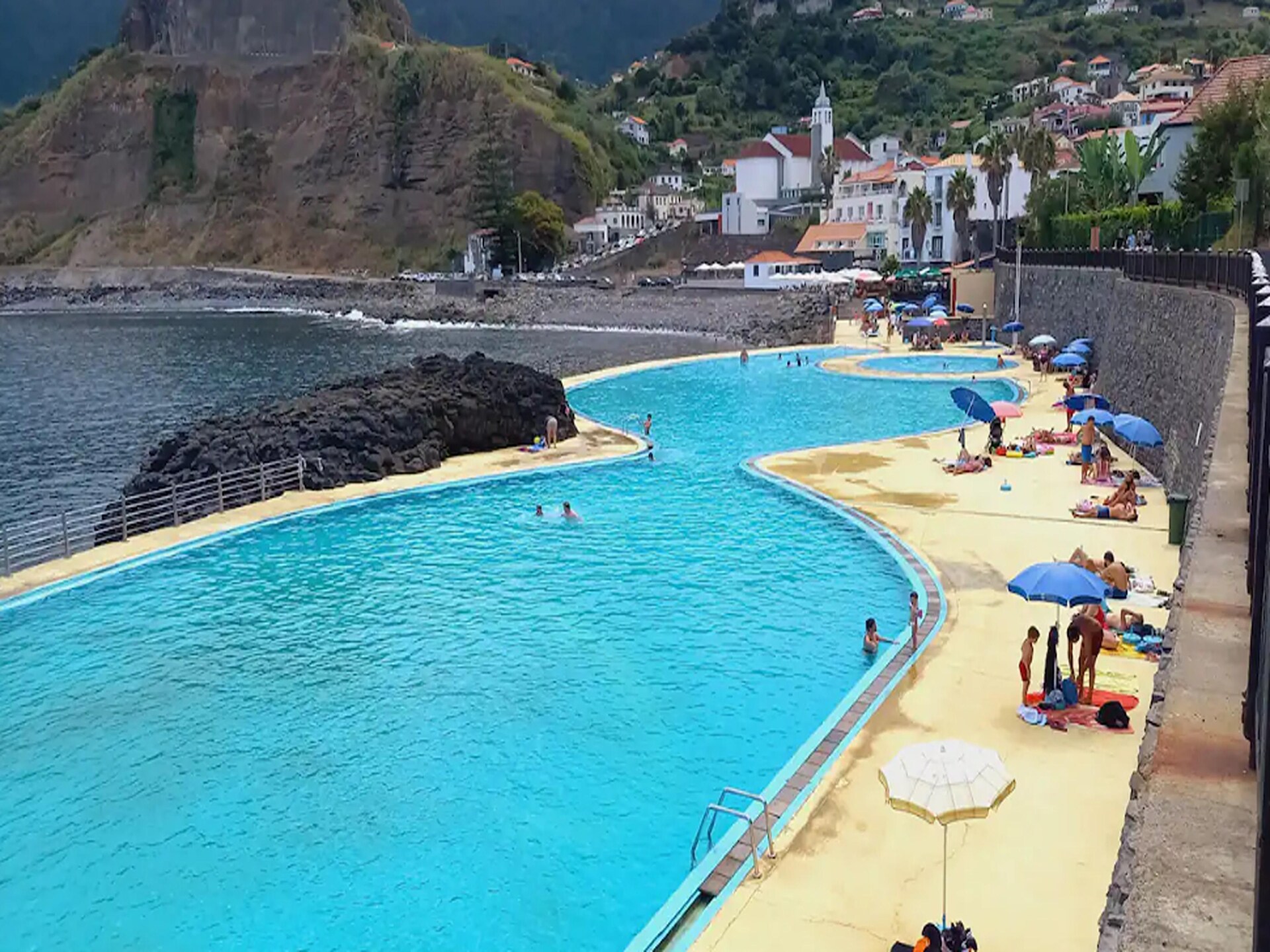 Vrijstaande villa met 2 slaapkamers nabij strand Porto da Cruz - foto 29