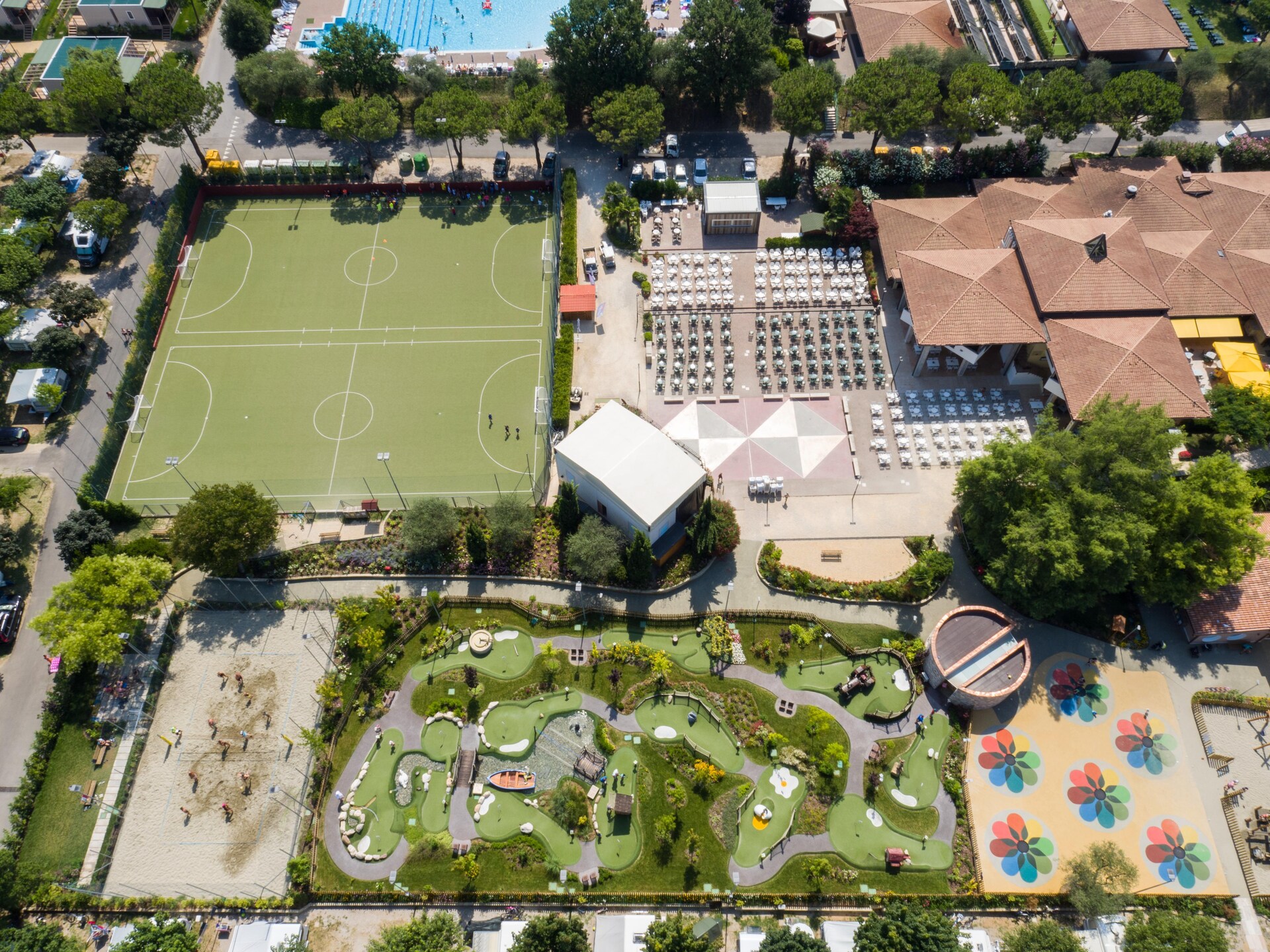 Knusse bungalow voor 4 aan het Gardameer met zwembadparadijs in Lazise - foto 7
