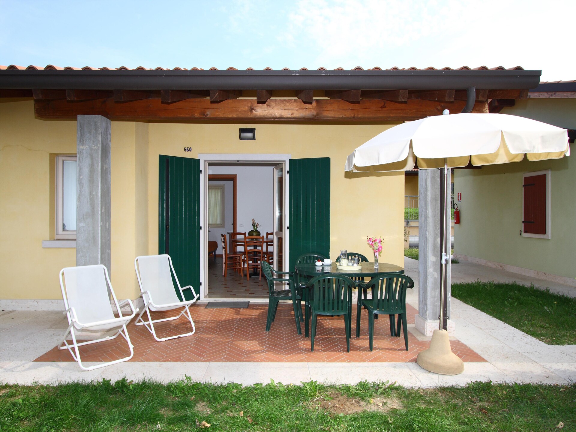 Bungalow Trilo Valpolicella voor 5 personen op vakantiepark Piani di Clodia - foto 11