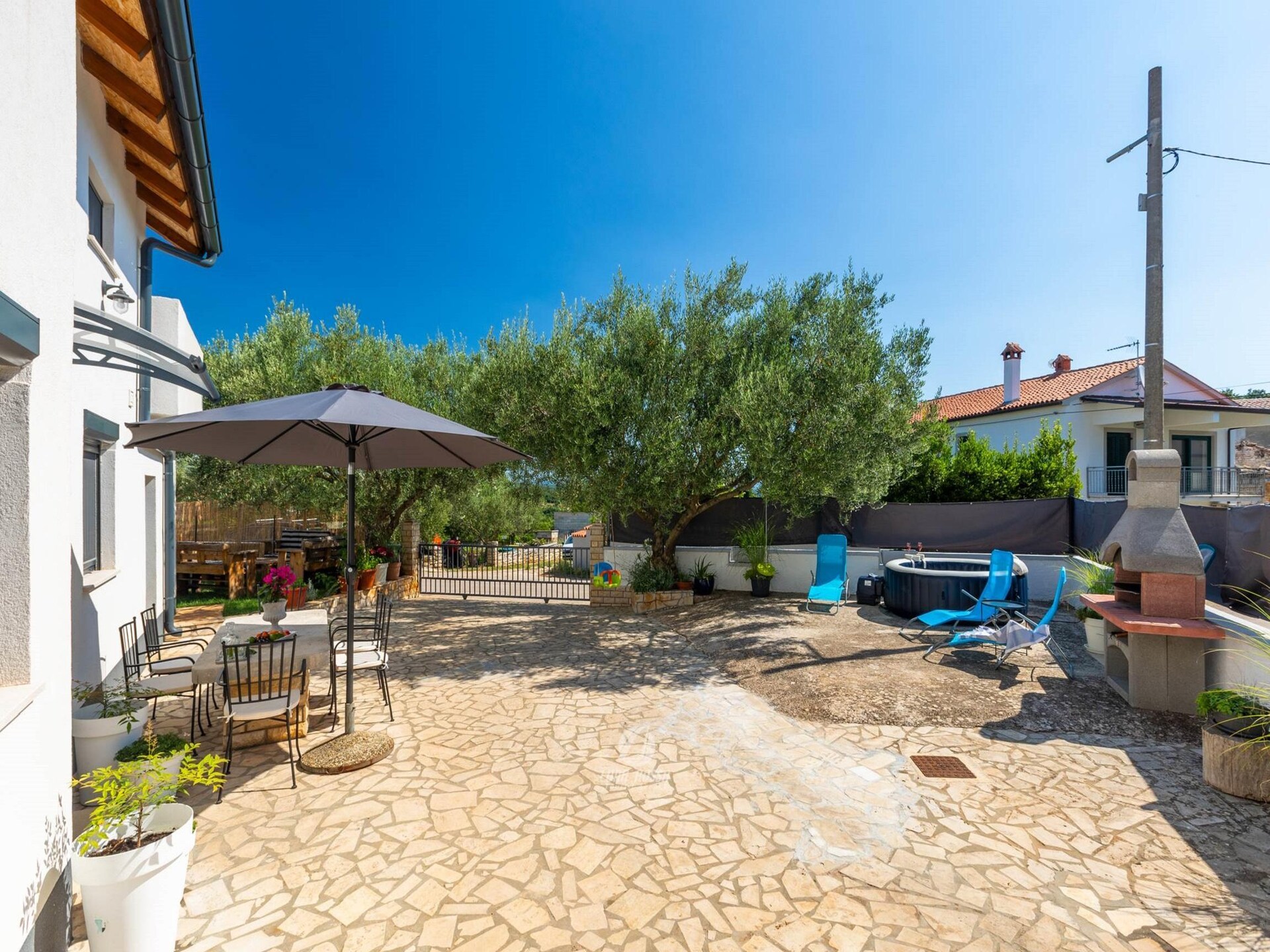 Authentiek vakantiehuis Casa Lando met bubbelbad in Pula - foto 23