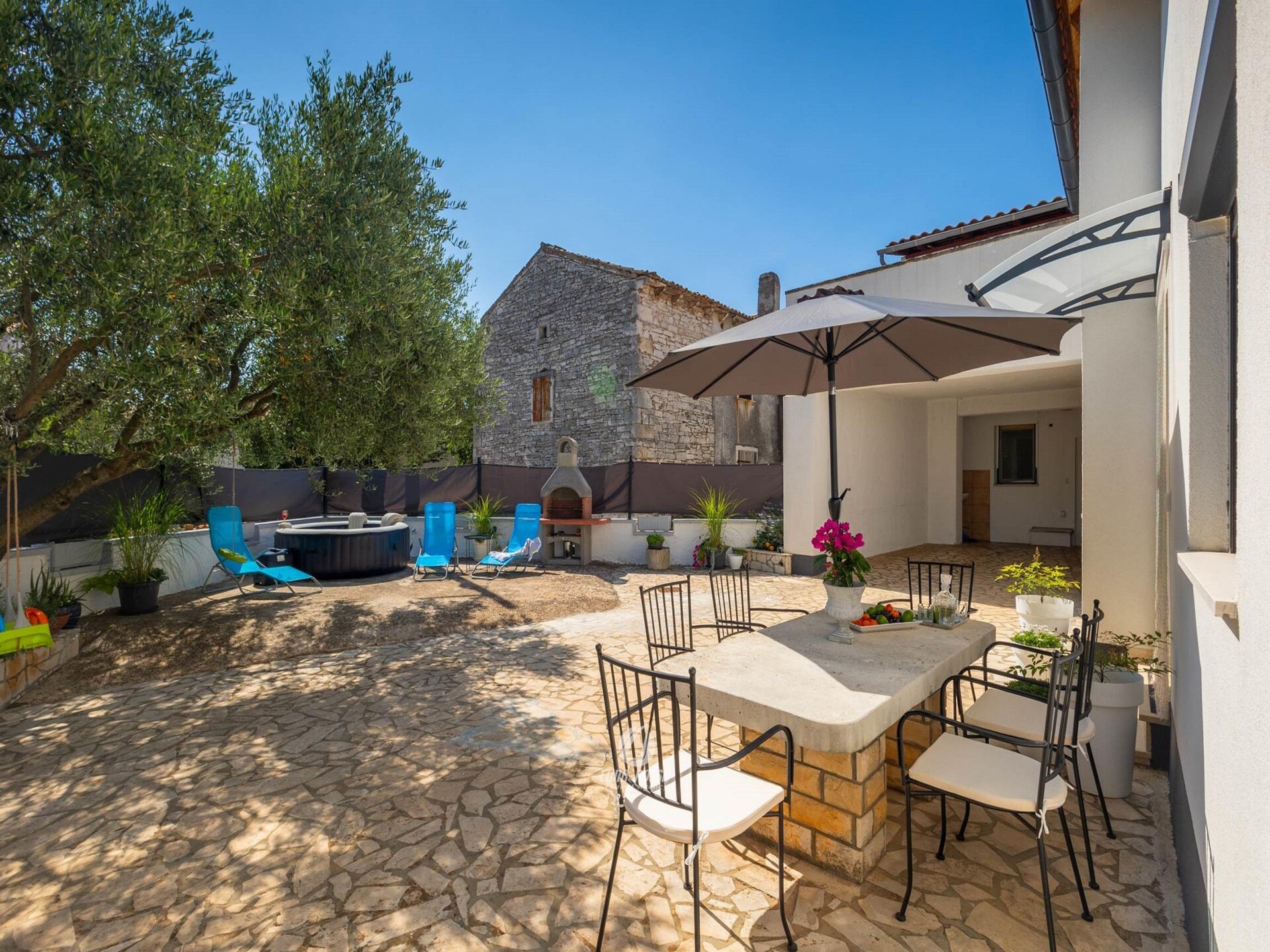 Authentiek vakantiehuis Casa Lando met bubbelbad in Pula - foto 25
