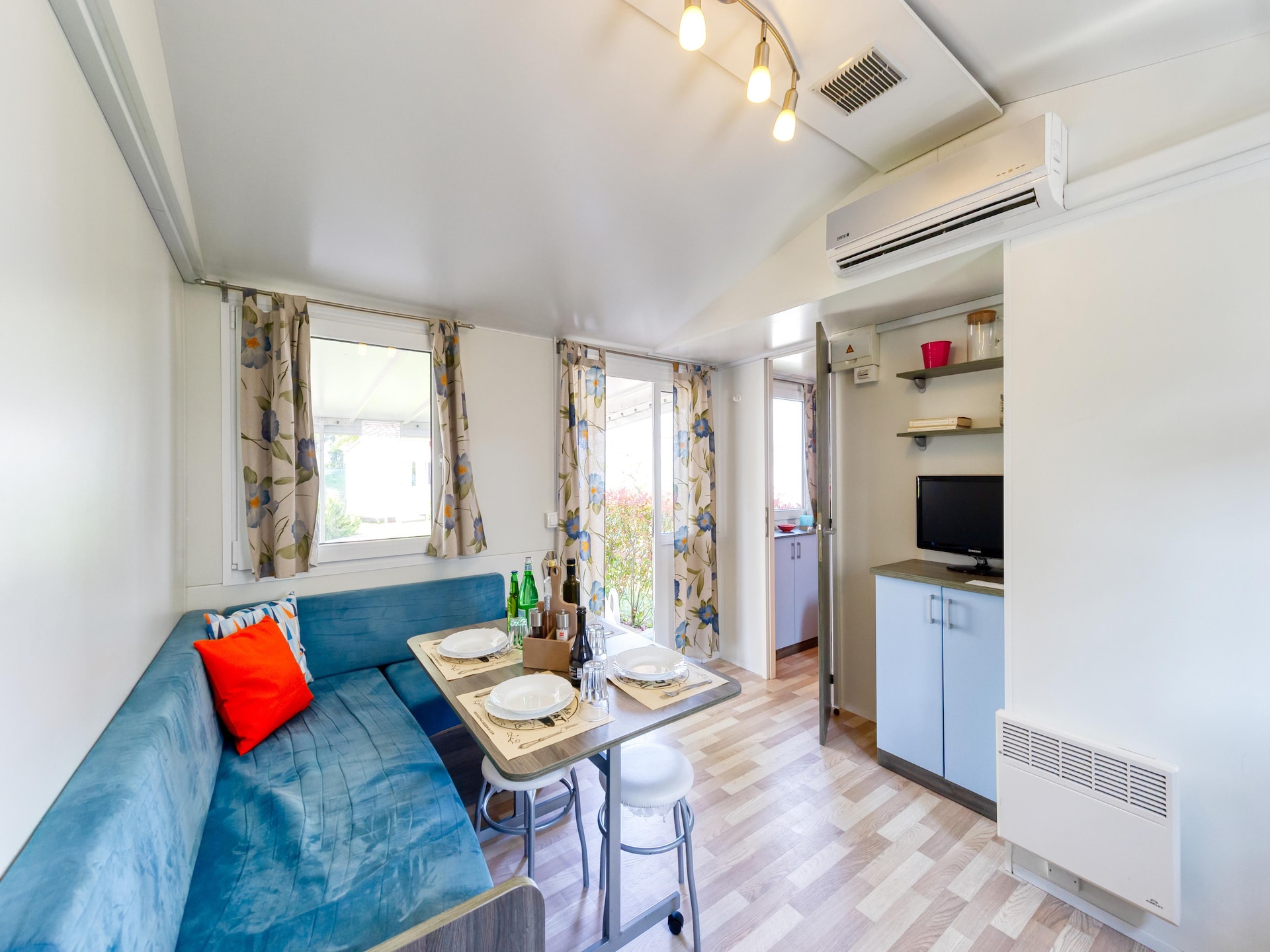 Aan het meer: Comfortabele stacaravan voor 5 personen in Peschiera · 30 m² - foto 4