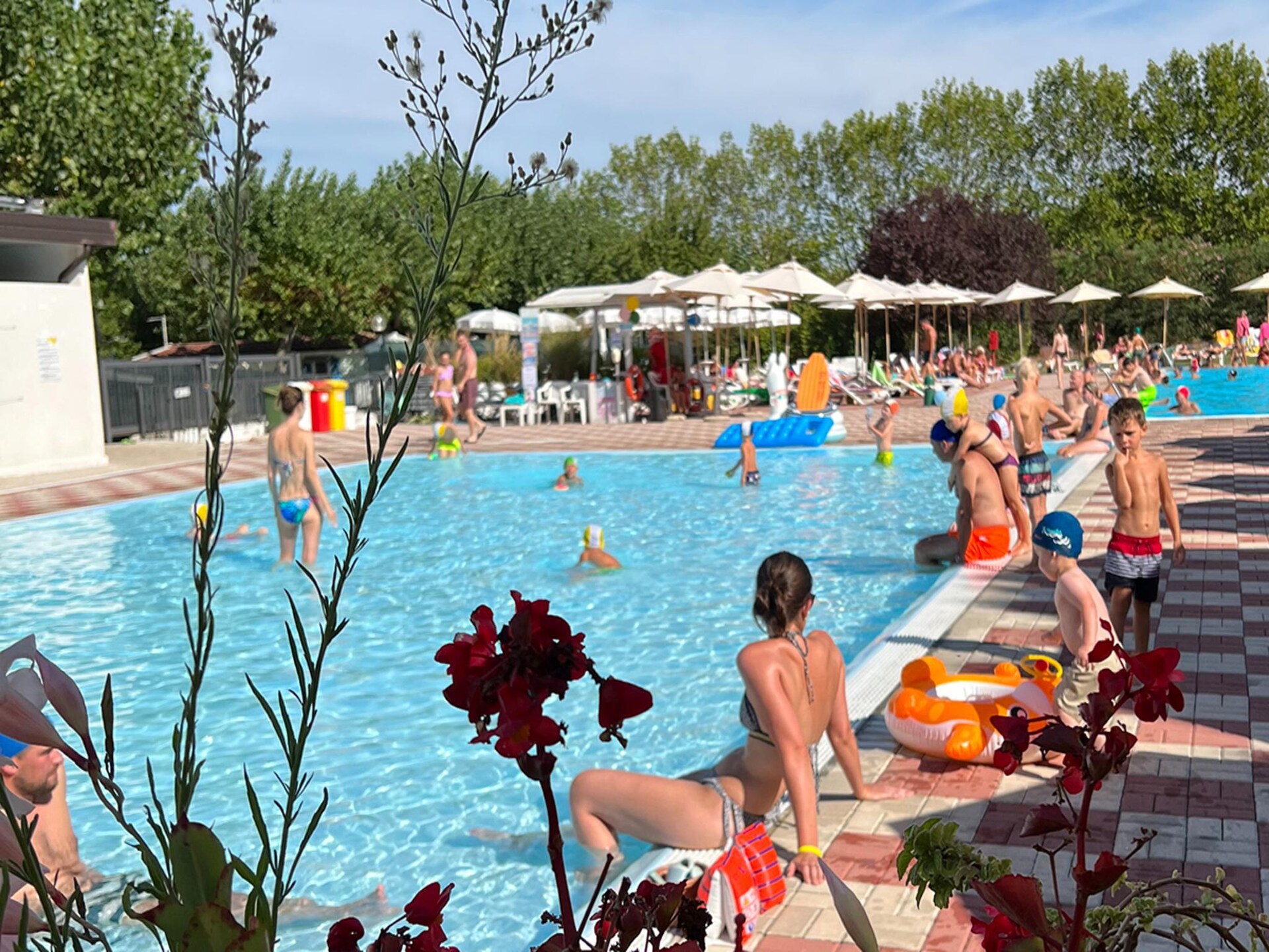 Stacaravan bij Gardameer met 2 badkamers op familiecamping San Benedetto - foto 6