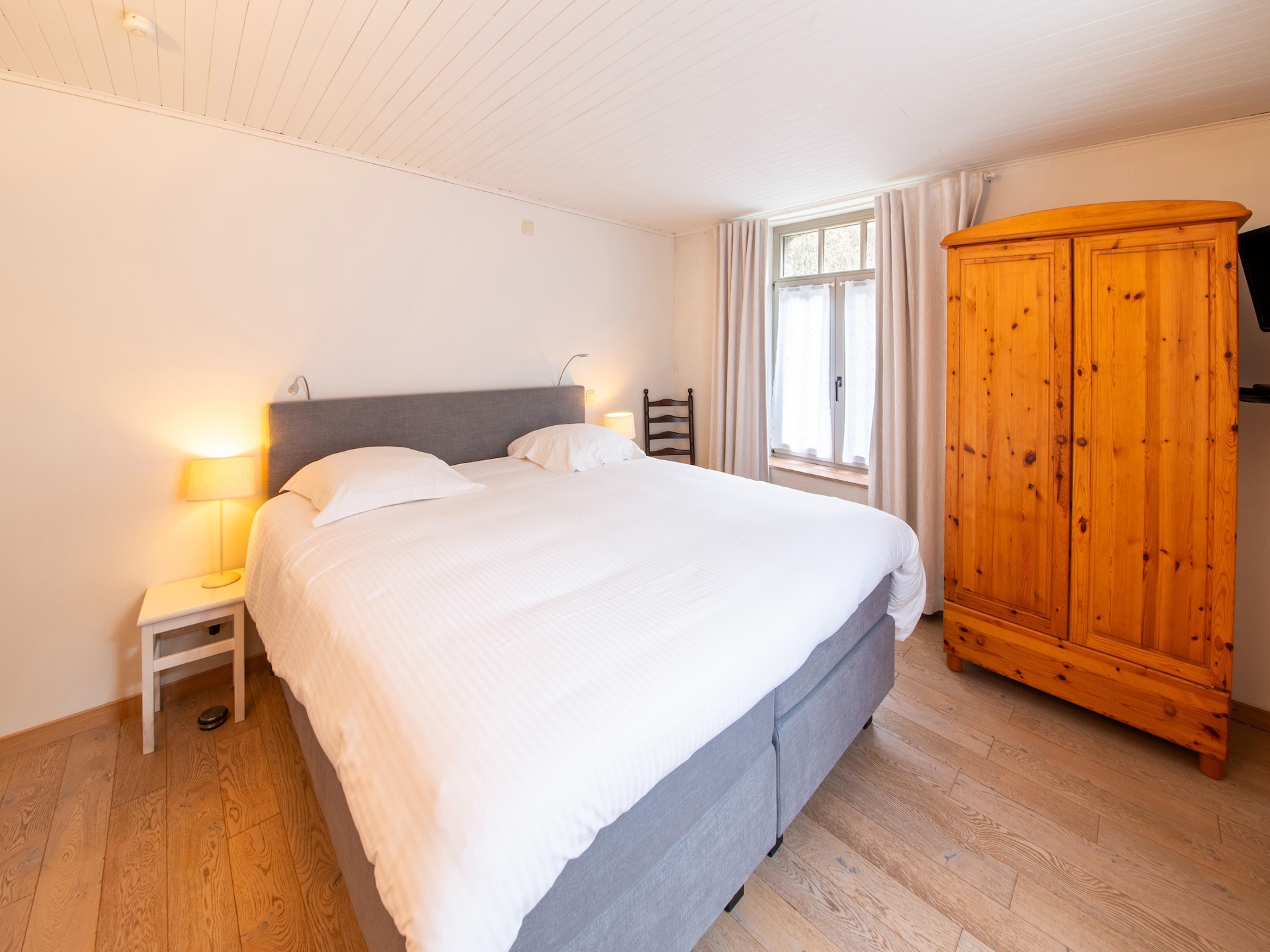 14-persoons watermolen met 6 slaapkamers in Vresse-sur-Semois - foto 24