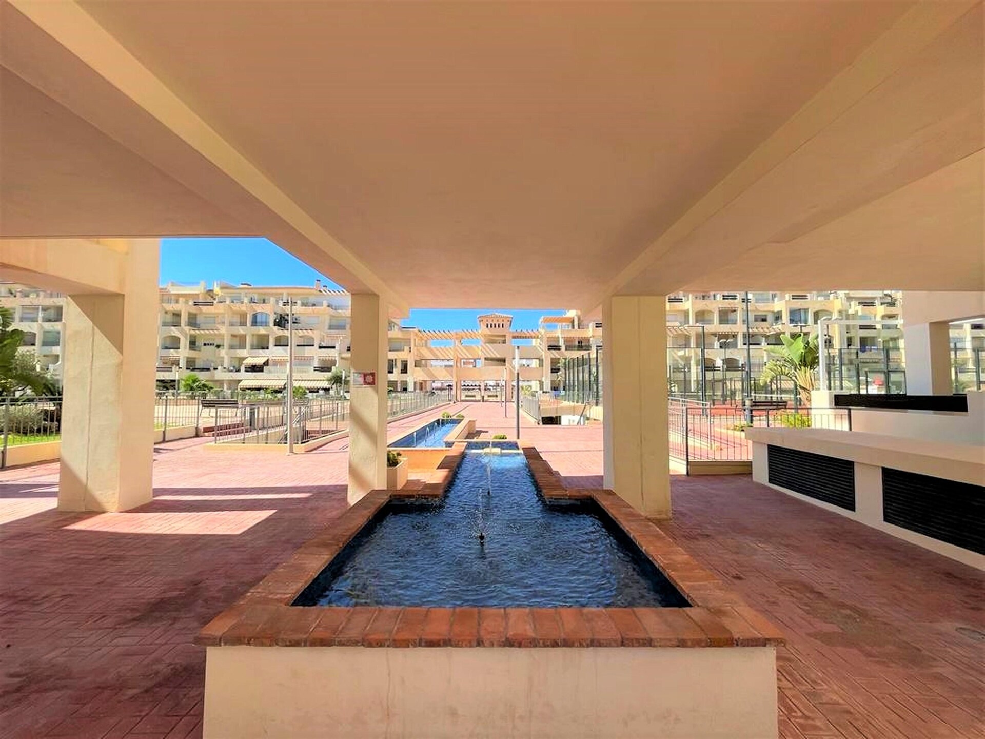 Op 450 m van het strand: ruim appartement in Roquetas de Mar · 6 pers. - foto 27
