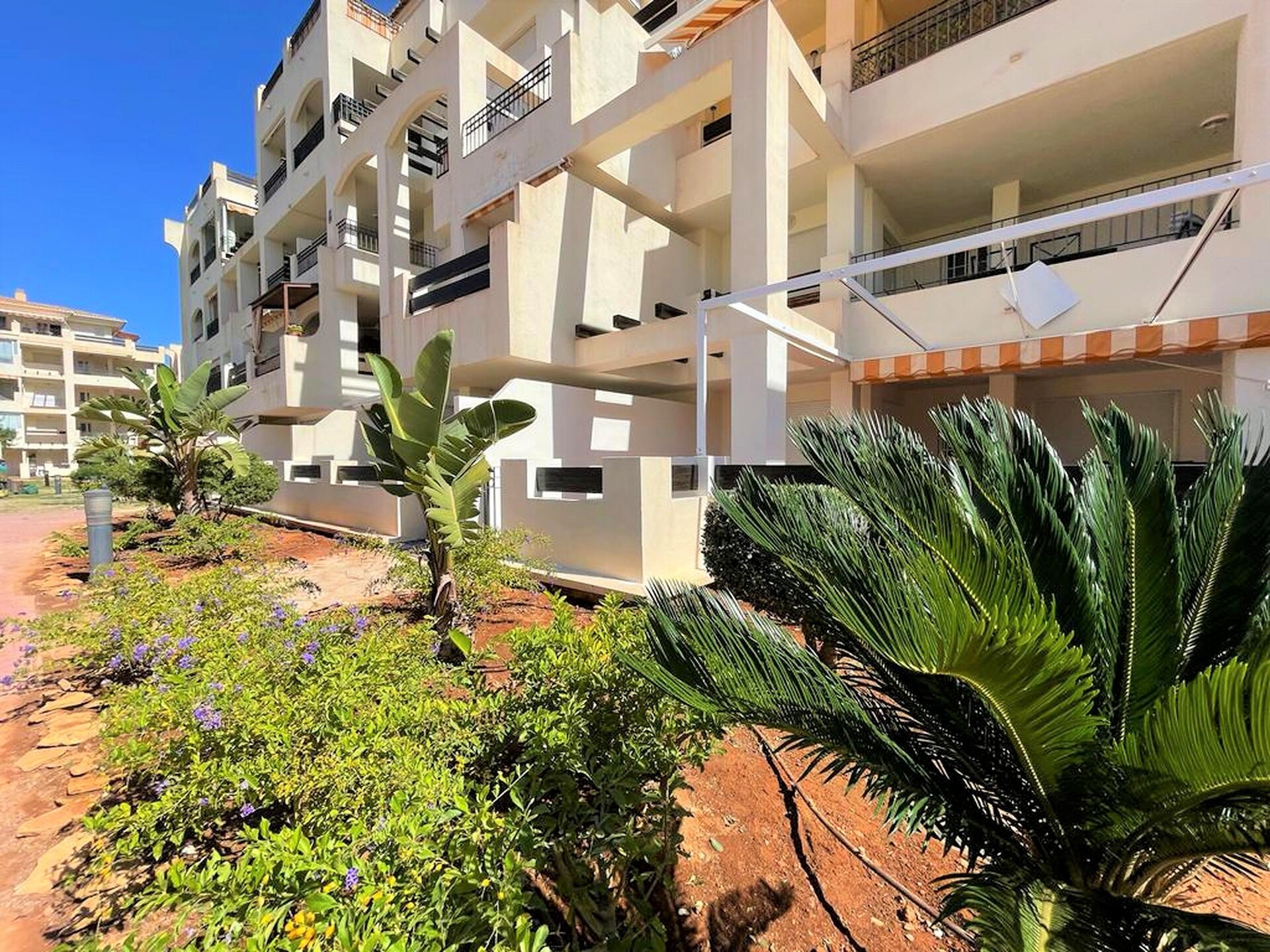 Op 450 m van het strand: ruim appartement in Roquetas de Mar · 6 pers. - foto 1