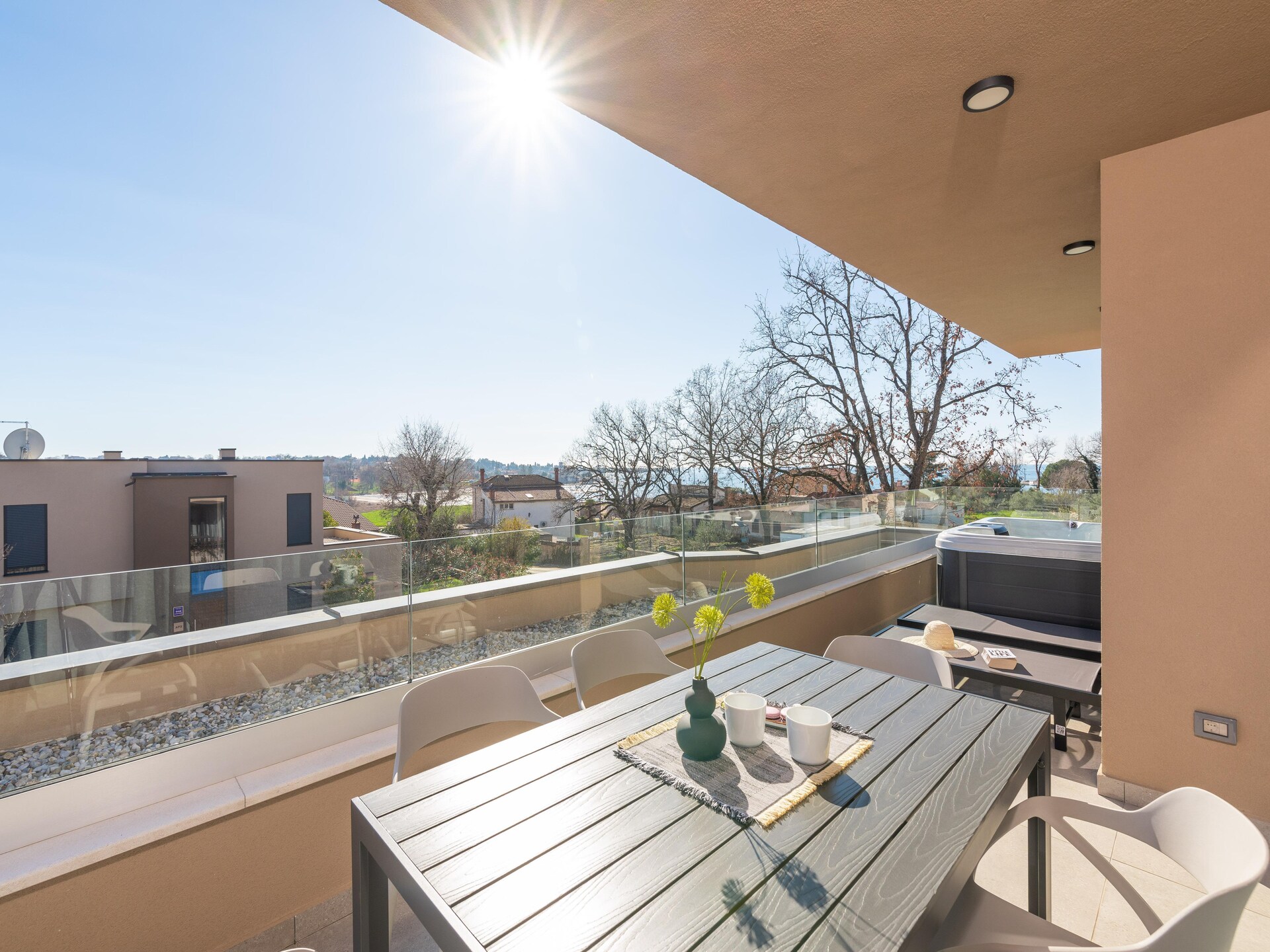 Op 500 m van zee: Luxe villa in Brtonigla met bubbelbad - foto 3