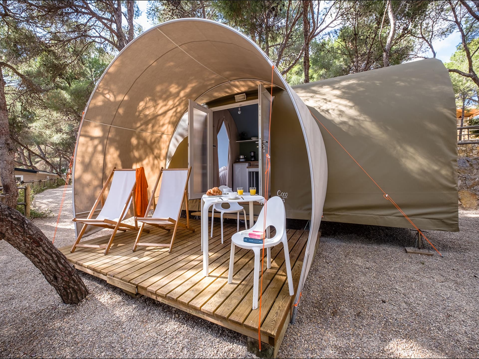 Luxe tent voor 4 personen aan het strand in Tarragona - foto 17